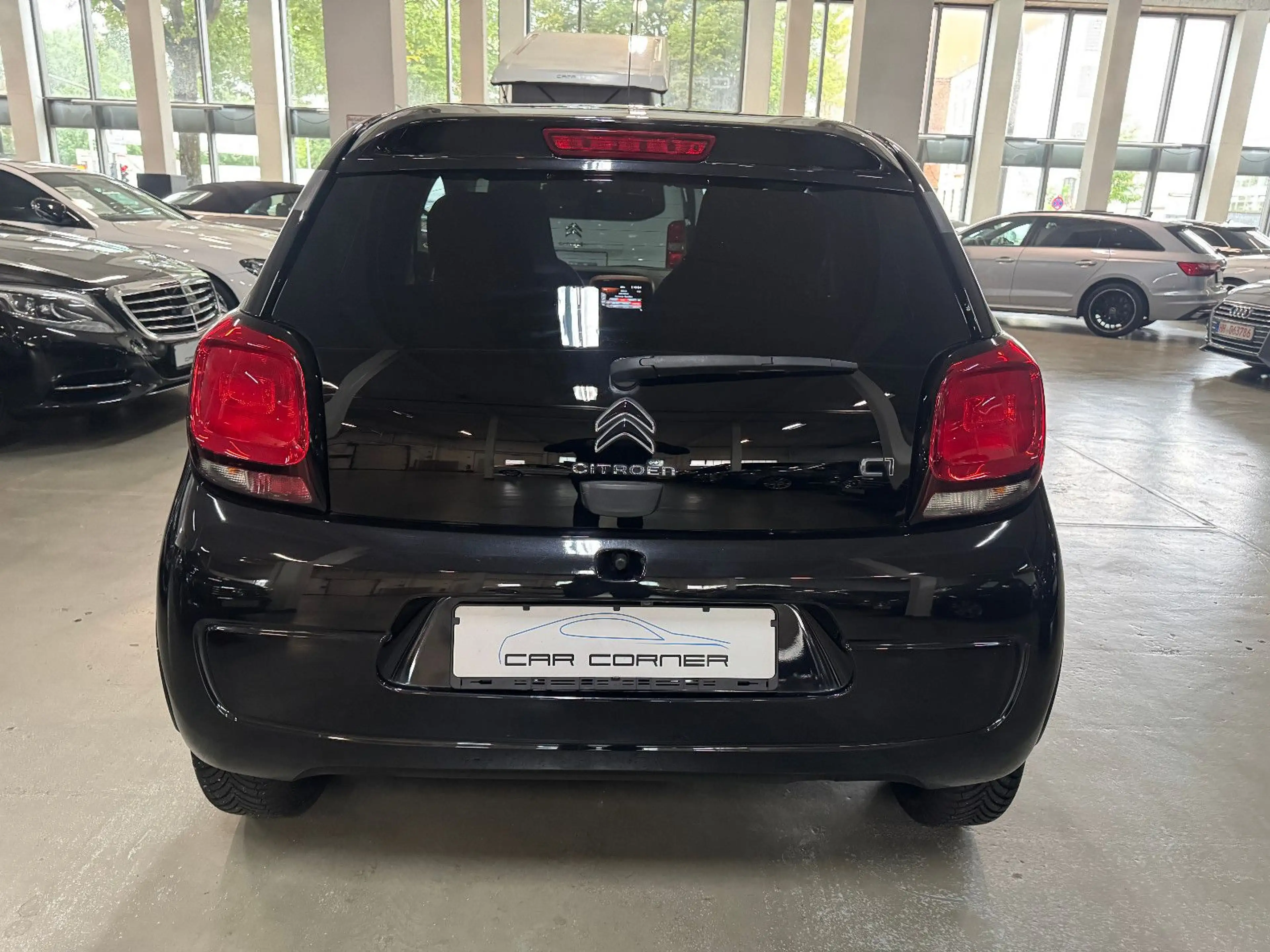 Citroen C1 SONDERMODELL URBAN RIDE KAMERA KLIMA CARPLAY — photo 5