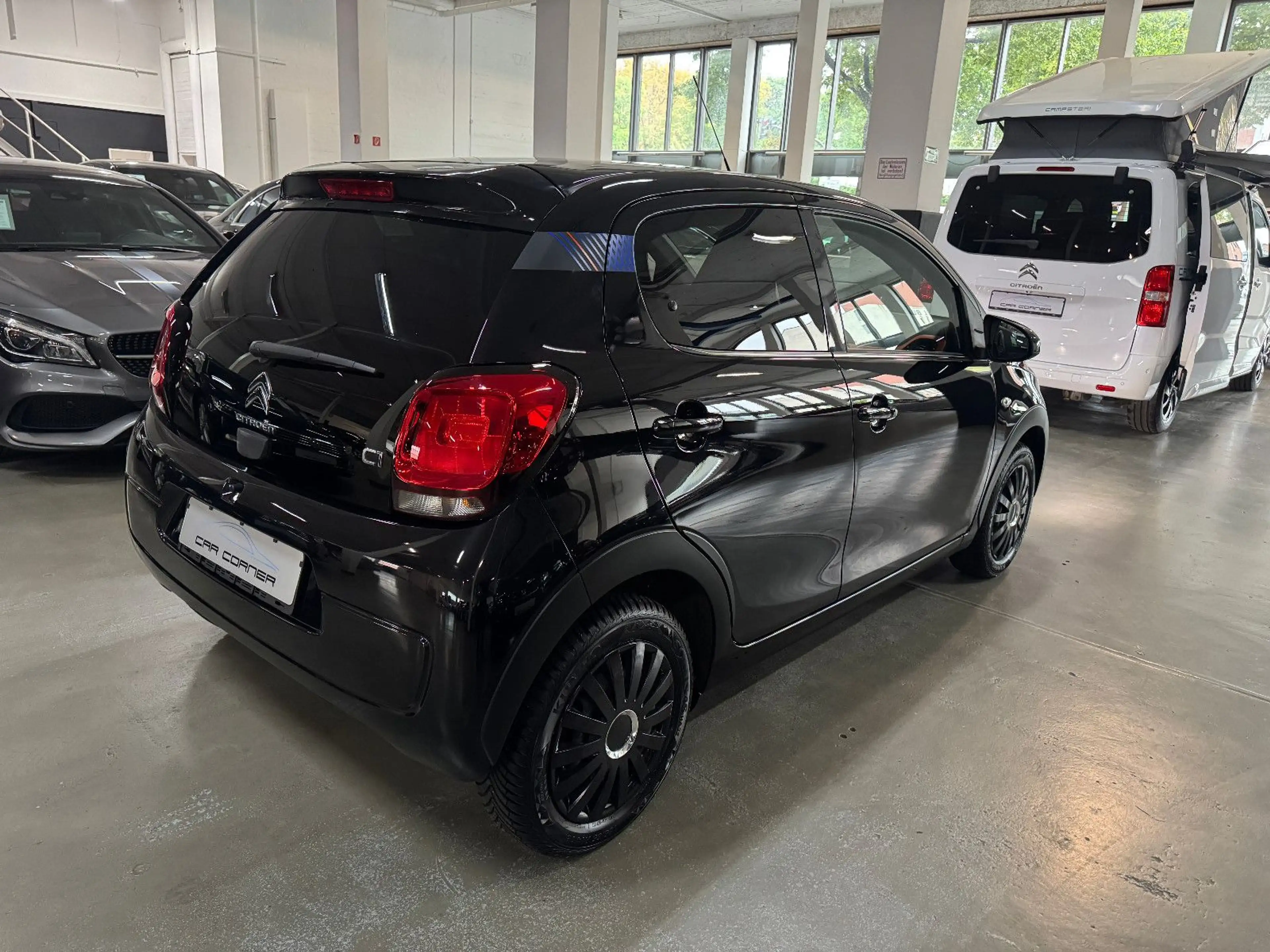 Citroen C1 SONDERMODELL URBAN RIDE KAMERA KLIMA CARPLAY — photo 6