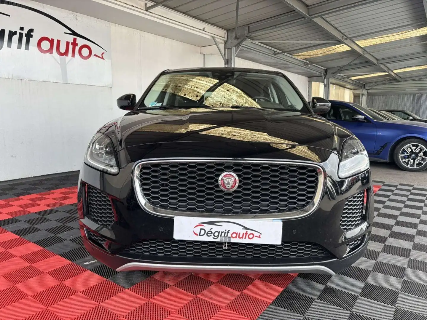 Jaguar E-Pace 2.0 D - 150 ch 2WD BVM Noir - 2