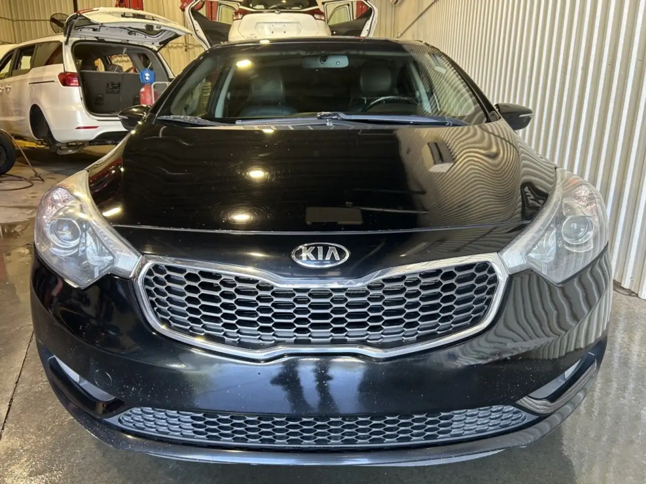 Kia Forte снимка Kia Forte