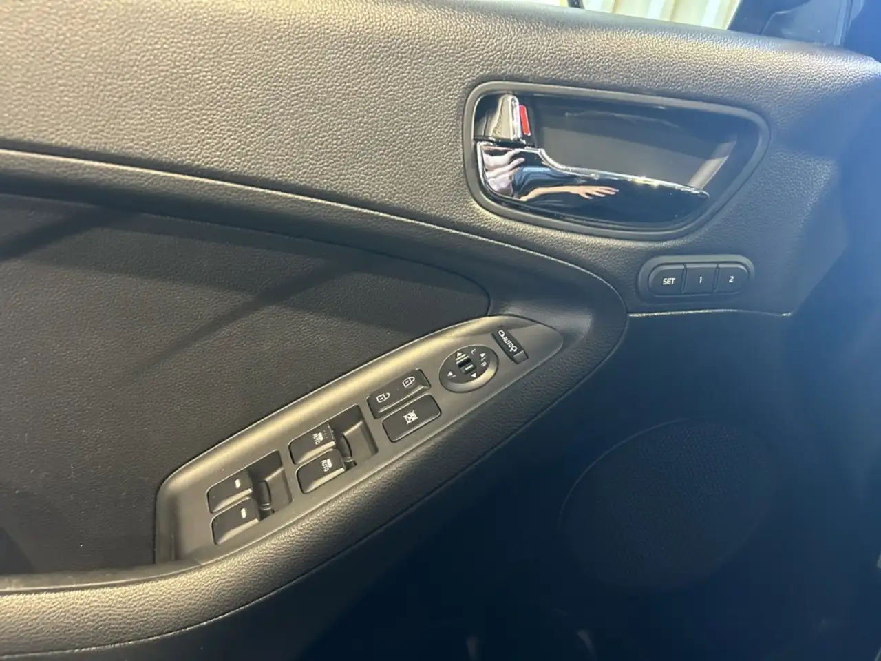 Kia Forte снимка Kia Forte