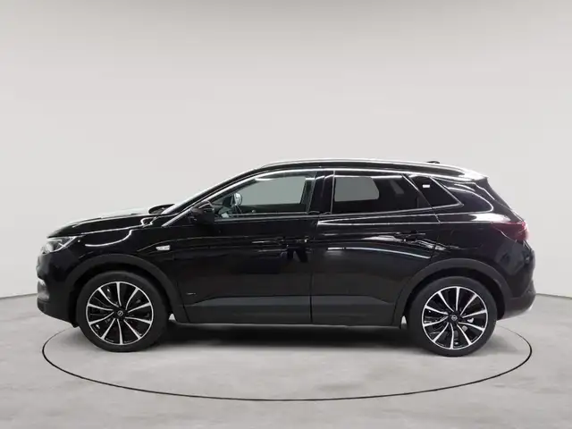 Opel Grandland view 6