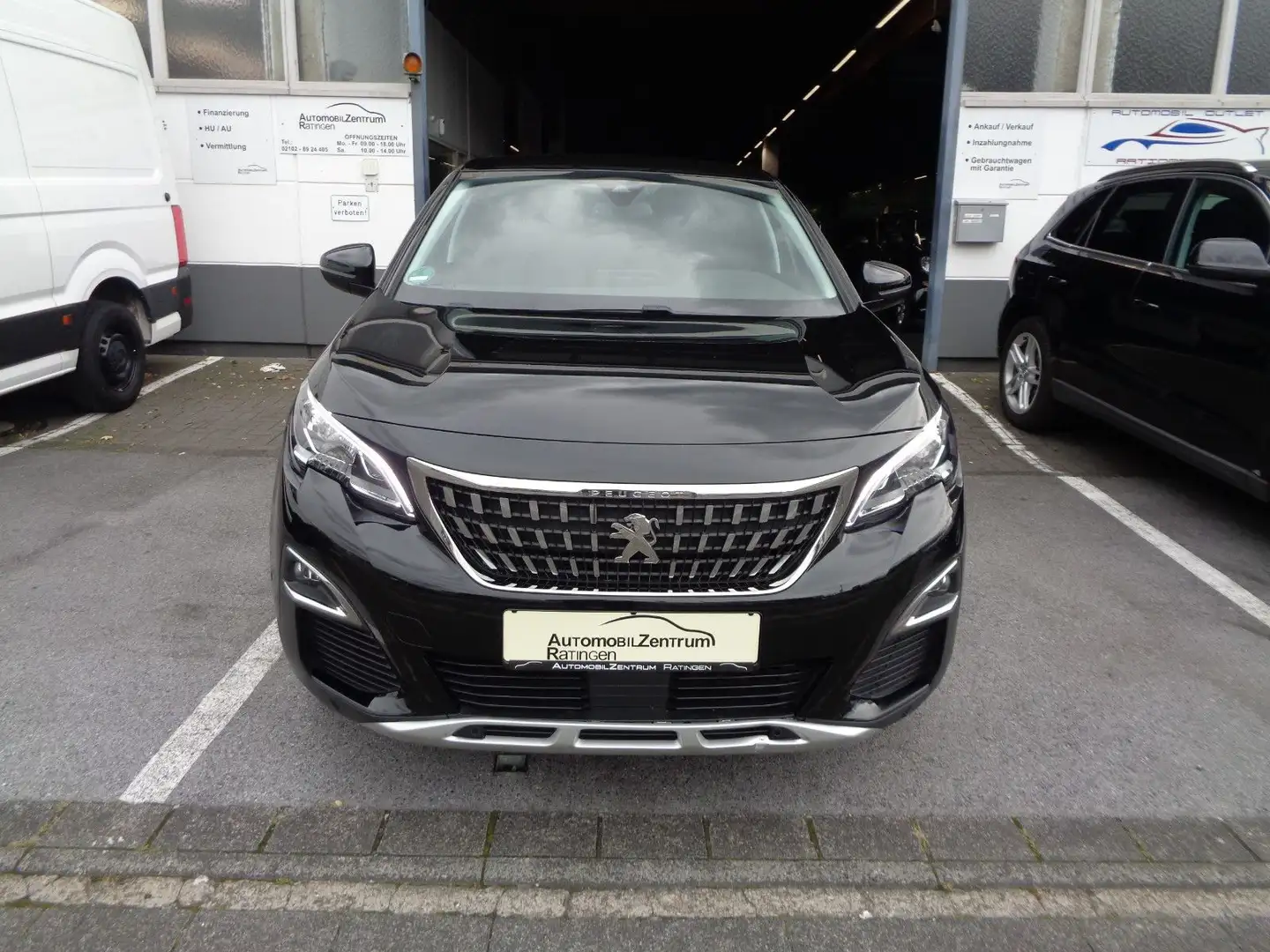 Peugeot 3008 Allure *1.HAND*VIRTUAL*KAM 360*LEDER*18" Schwarz - 2