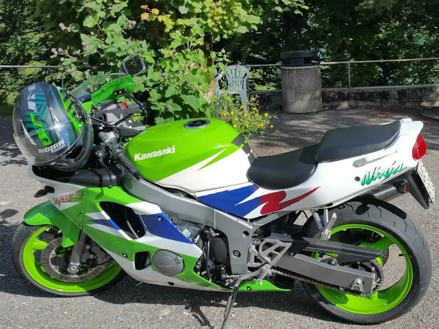 Kawasaki Ninja ZX-6R Verde - 2