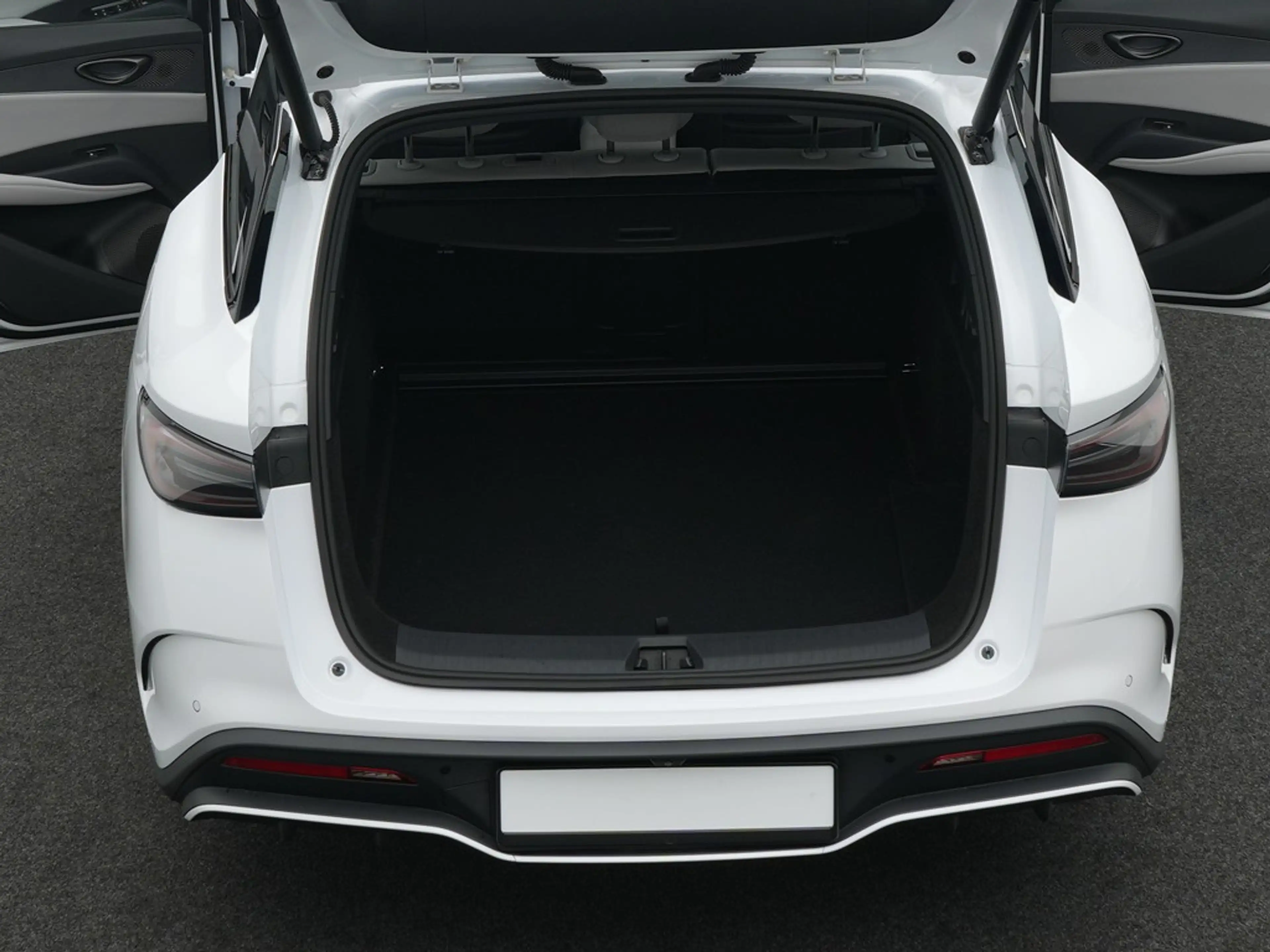 BYD Seal 6 SEAL 6 DM-i Touring Boost — photo 9