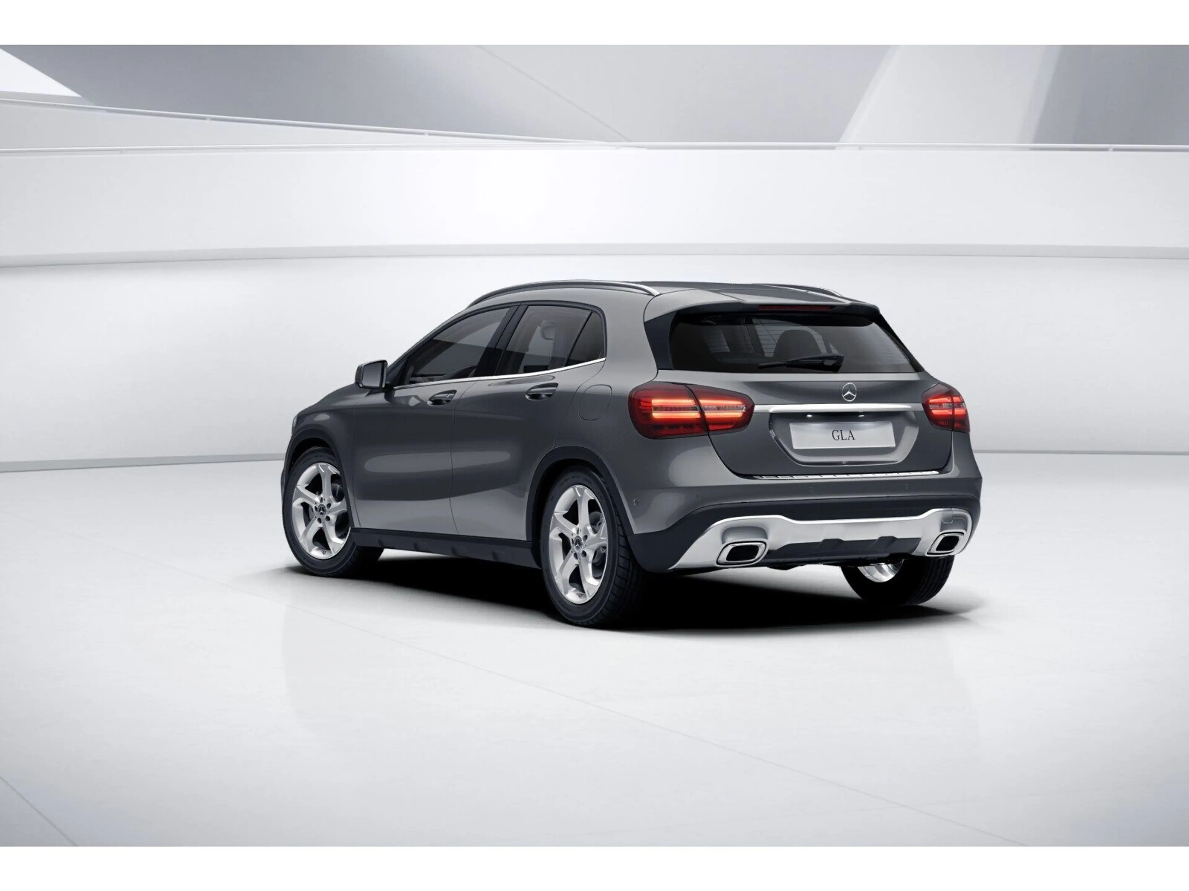 Mercedes-Benz GLA 180 360 KAMERA PDC SHZ — photo 11