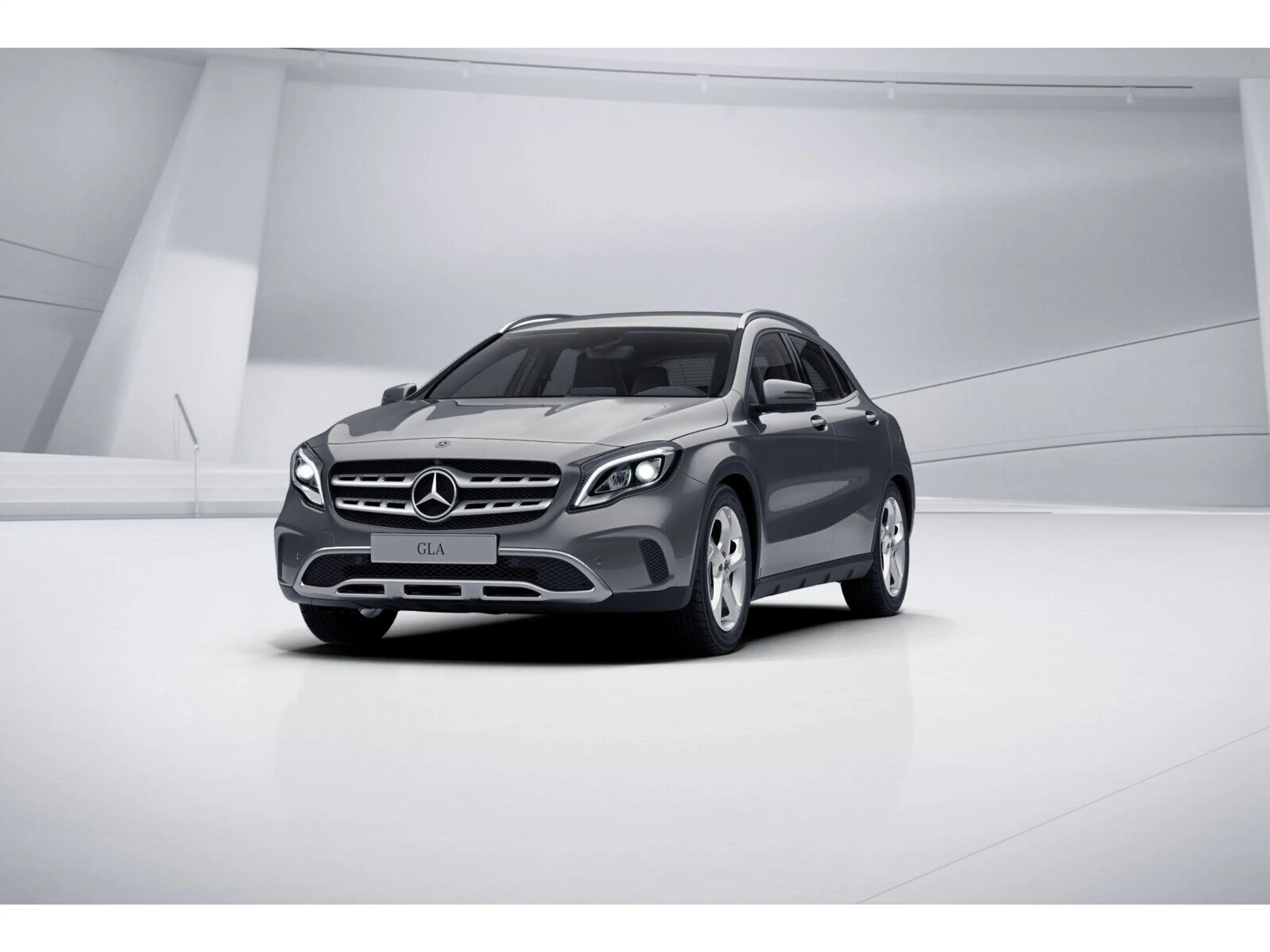 Mercedes-Benz GLA 180 360 KAMERA PDC SHZ — photo 2