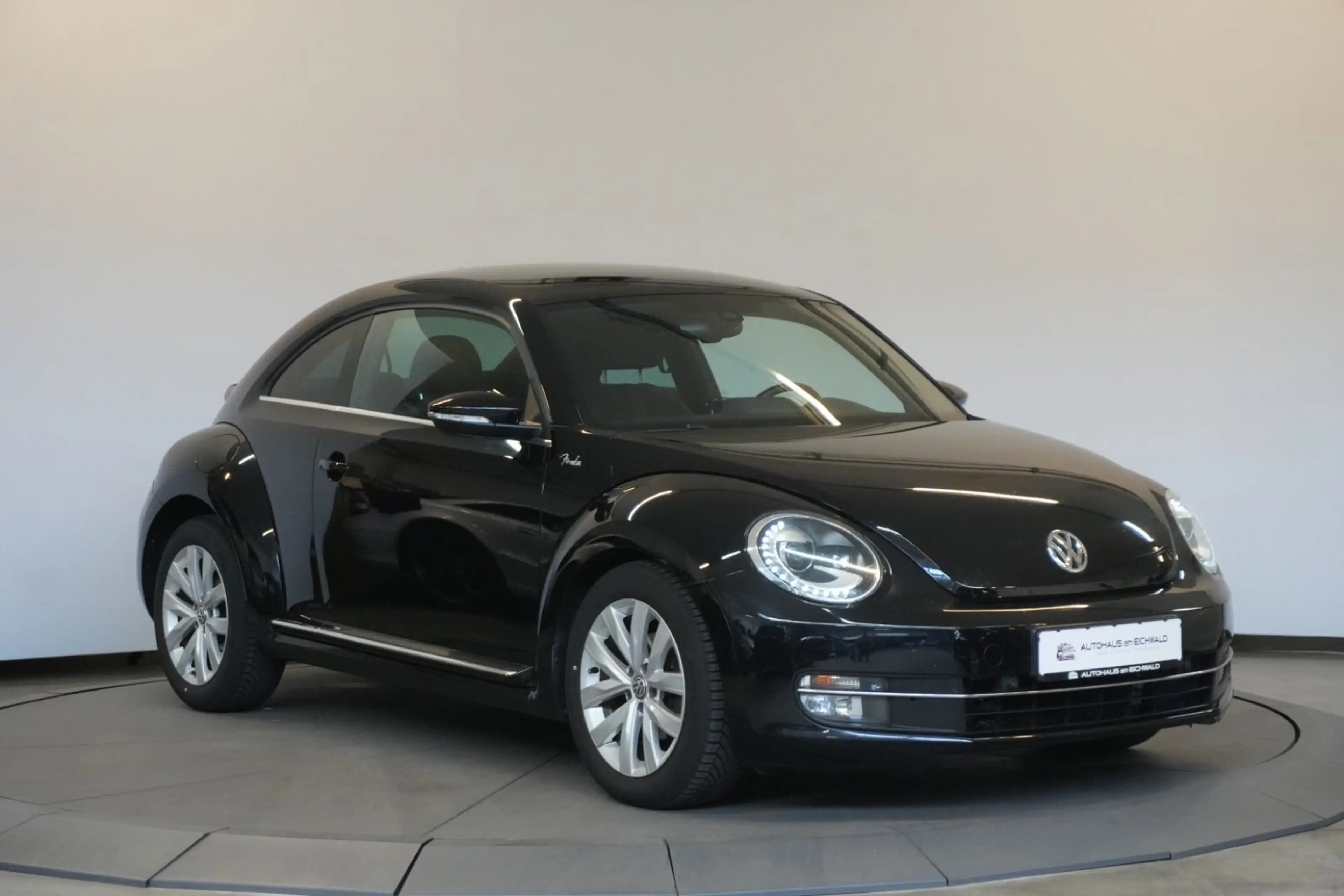 Volkswagen Beetle Lim. 2.0 DSG Sport StzHzg PDC — photo 7
