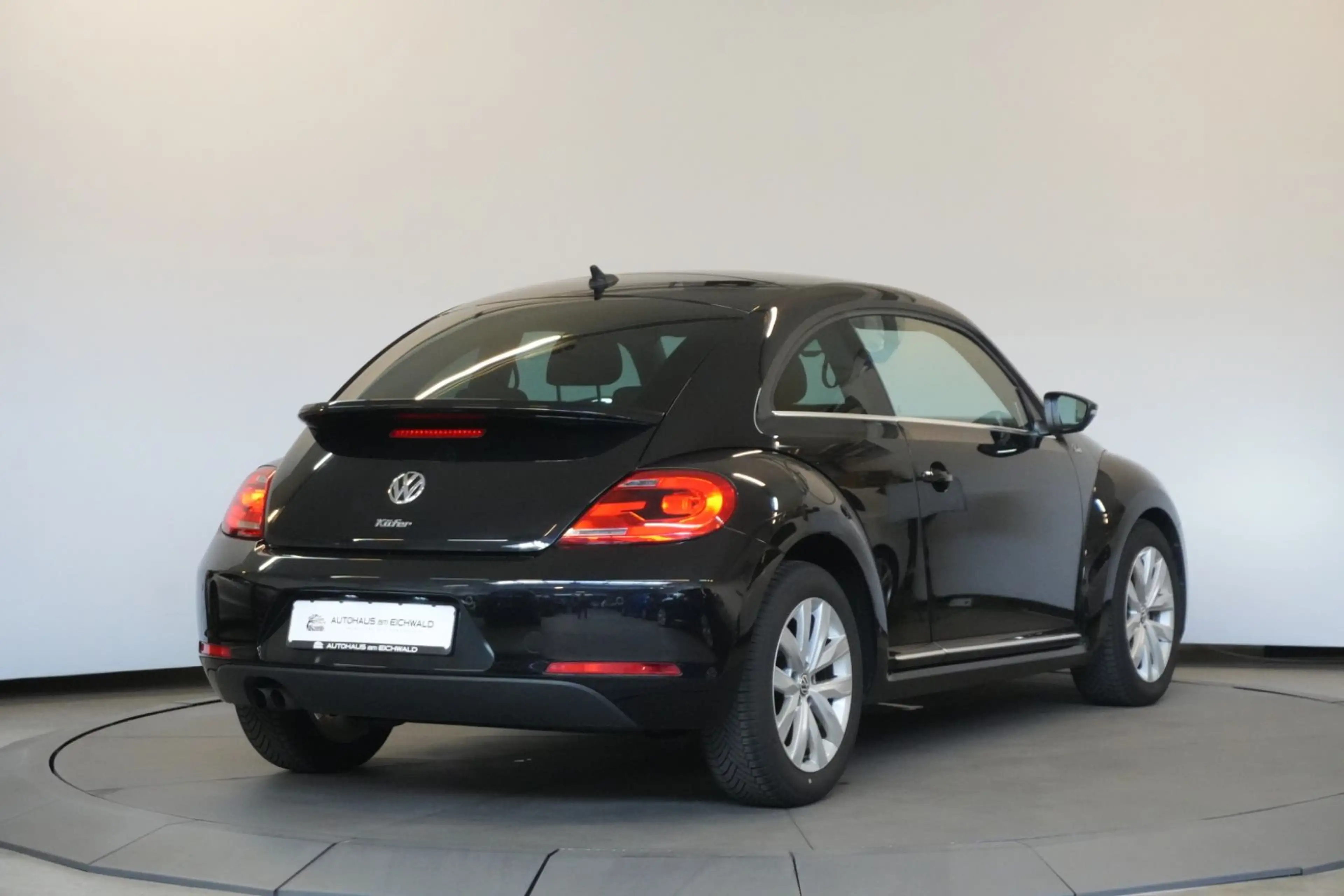 Volkswagen Beetle Lim. 2.0 DSG Sport StzHzg PDC — photo 5