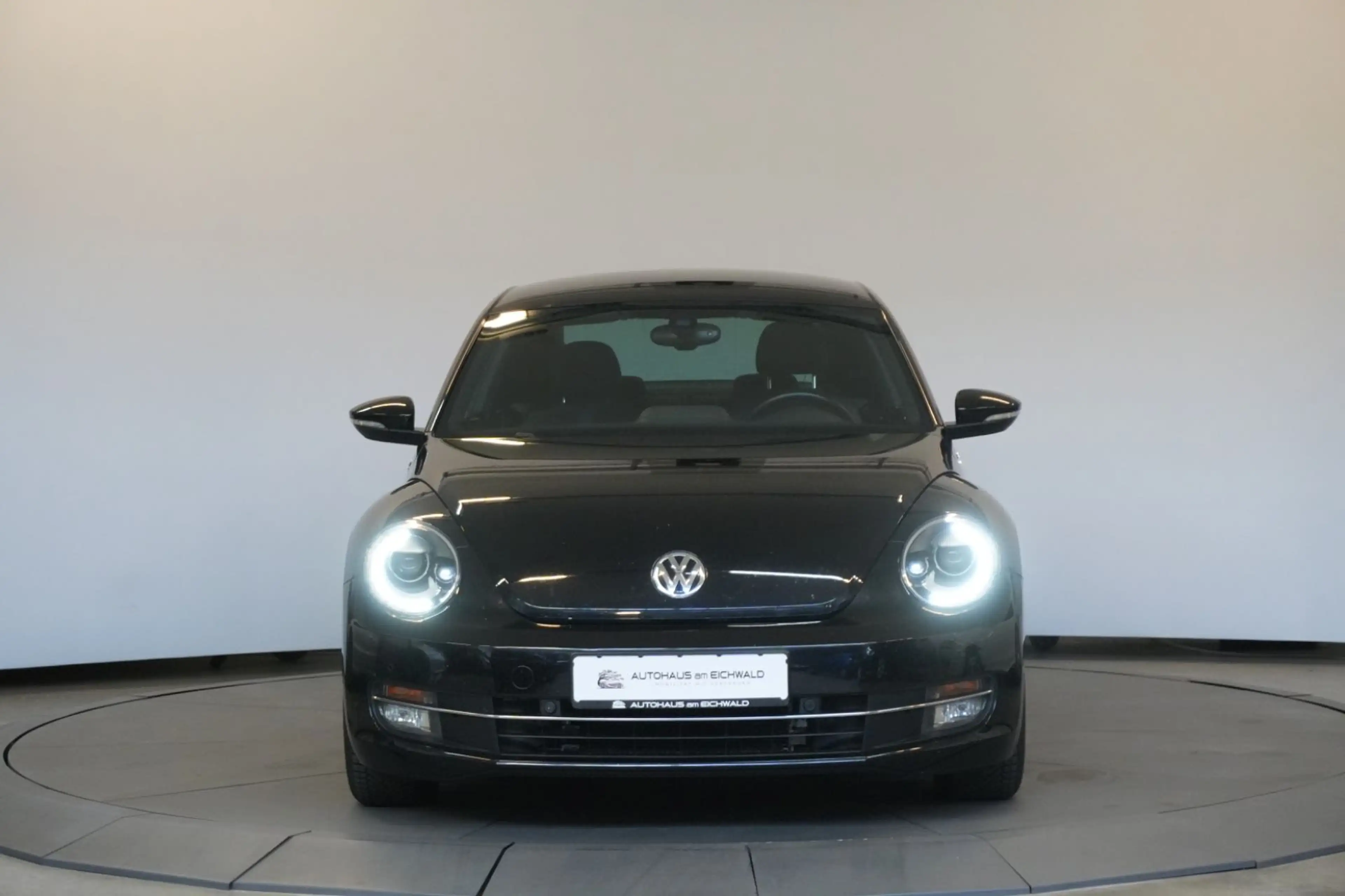 Volkswagen Beetle Lim. 2.0 DSG Sport StzHzg PDC — photo 8
