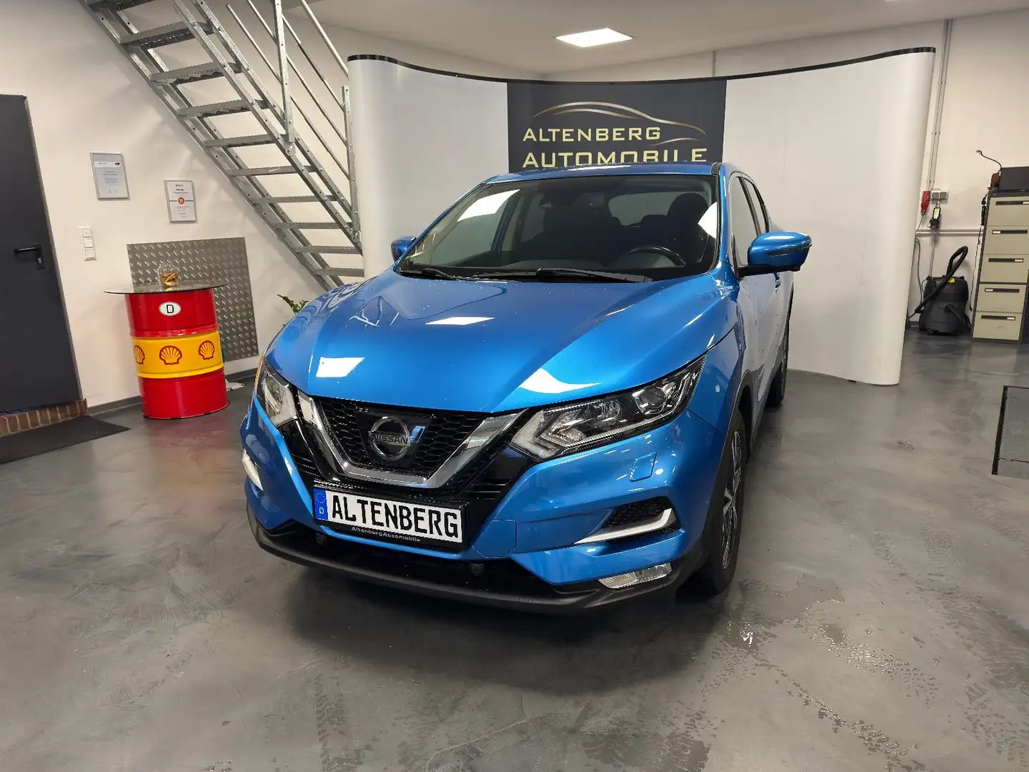 Nissan Qashqai N-Connecta 360° PDC DAB Navi Tempomat Blau - 1