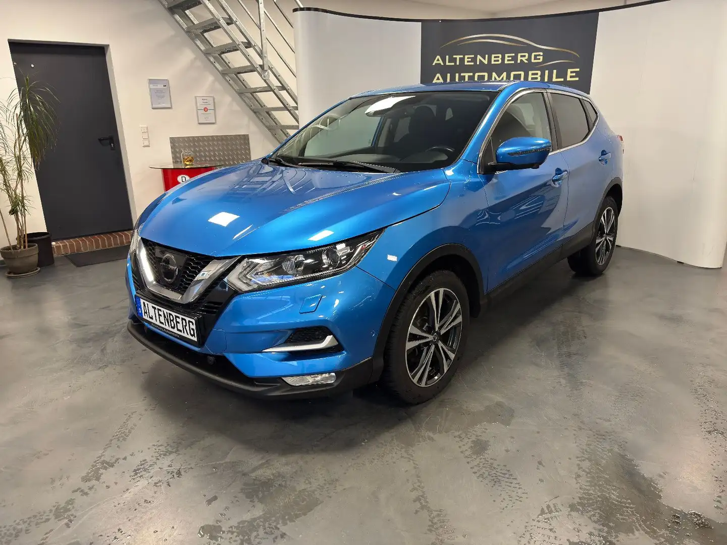 Nissan Qashqai N-Connecta 360° PDC DAB Navi Tempomat Blau - 2