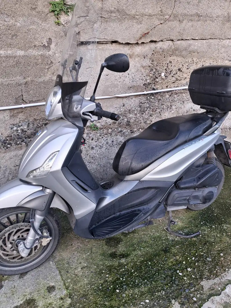 Piaggio Beverly 300 Grigio - 1