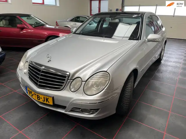 Mercedes-Benz E 280 CDI Avantgarde tik in moter(Stuk!!!)