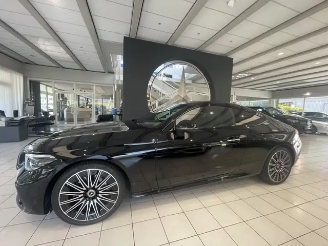 Mercedes-Benz CLE 180 AMG Line Panoramadach, Burmester Ansicht 4