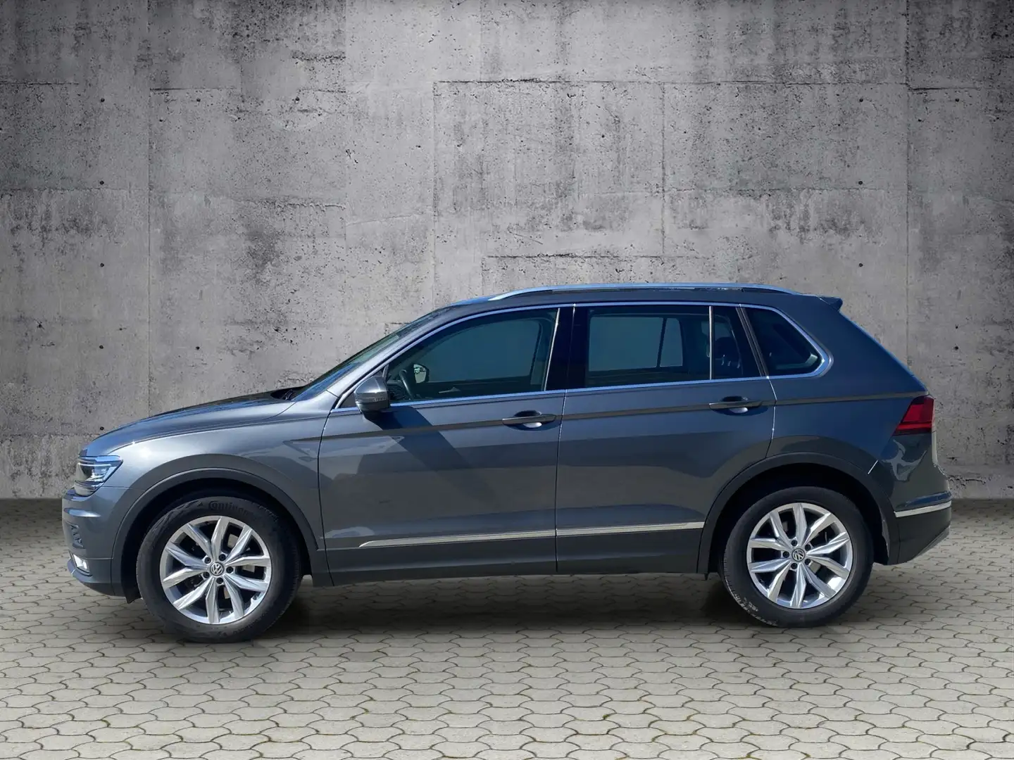 Volkswagen Tiguan Highline 2.0 TDI DSG BusinessPre./NAV/SHZ KLIMA L Gris - 2
