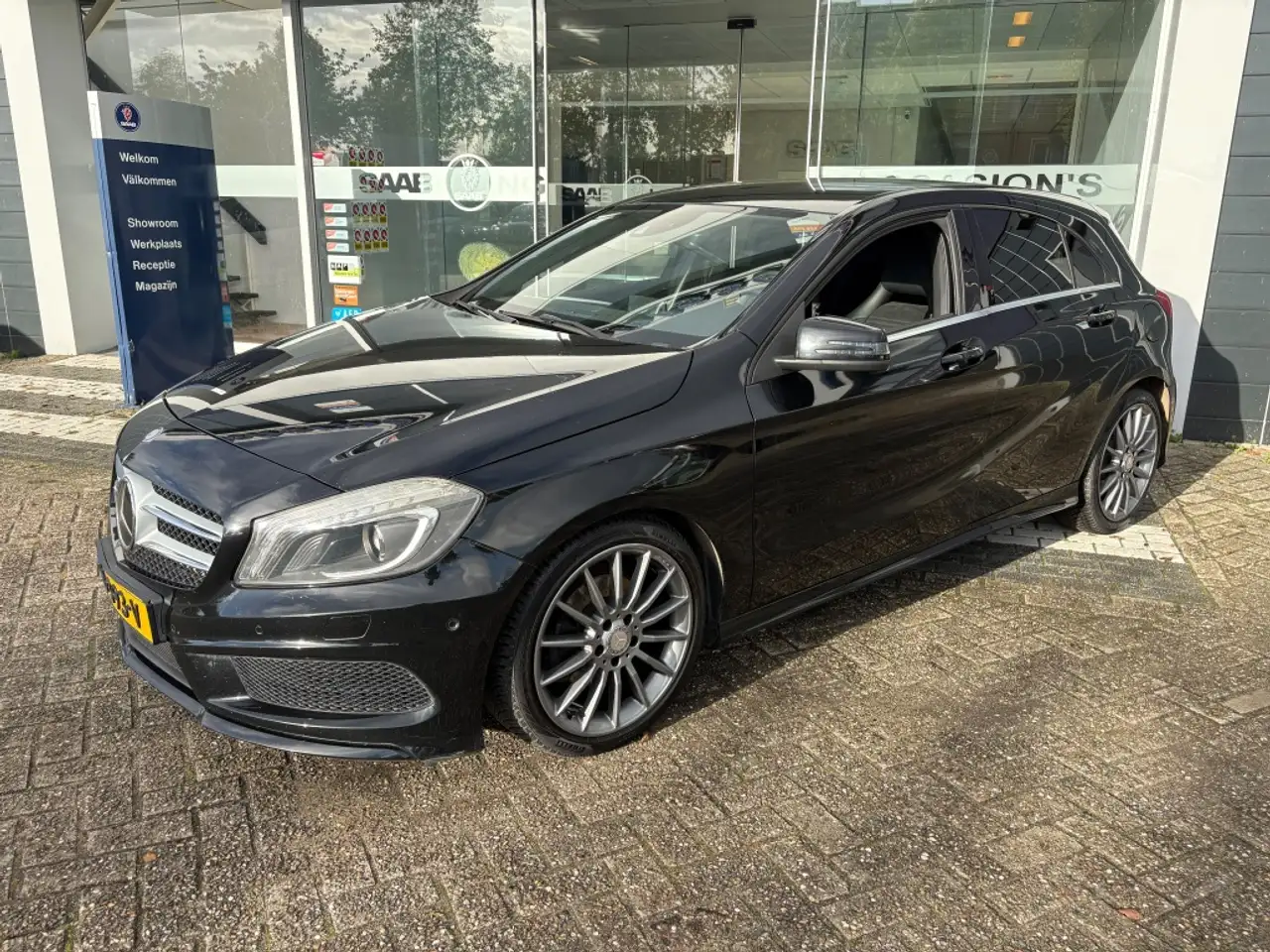 Mercedes-Benz A 180