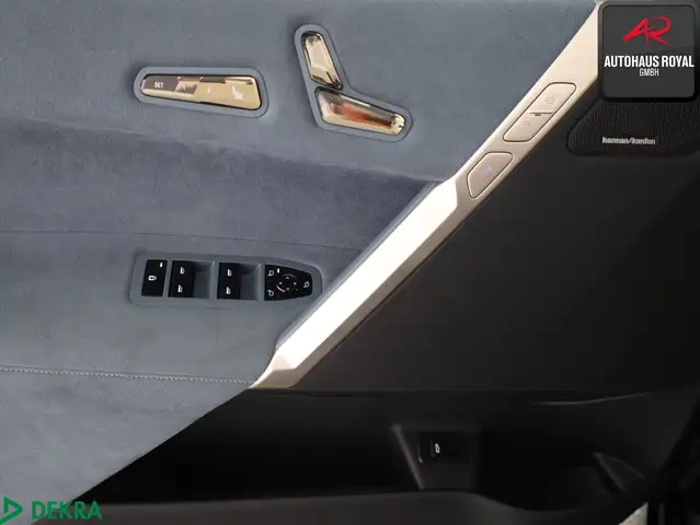 BMW iX view 14