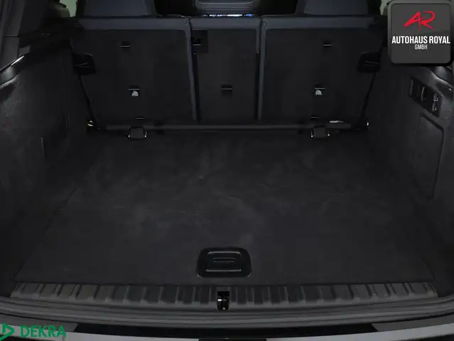 BMW iX view 13