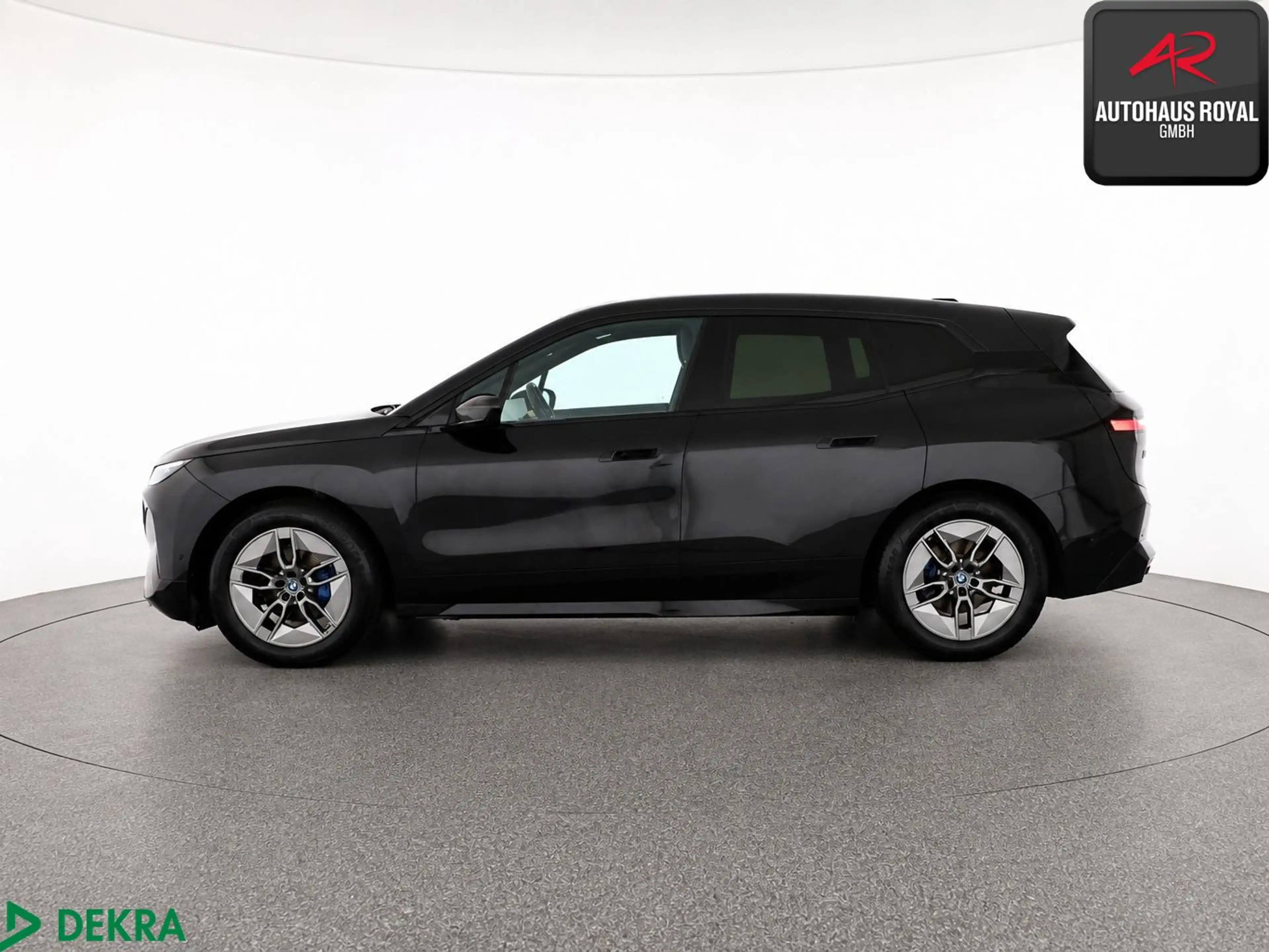 BMW iX xDrive40 SPORT LASER,MASSAGE,MEMORY,360°,ACC — photo 2
