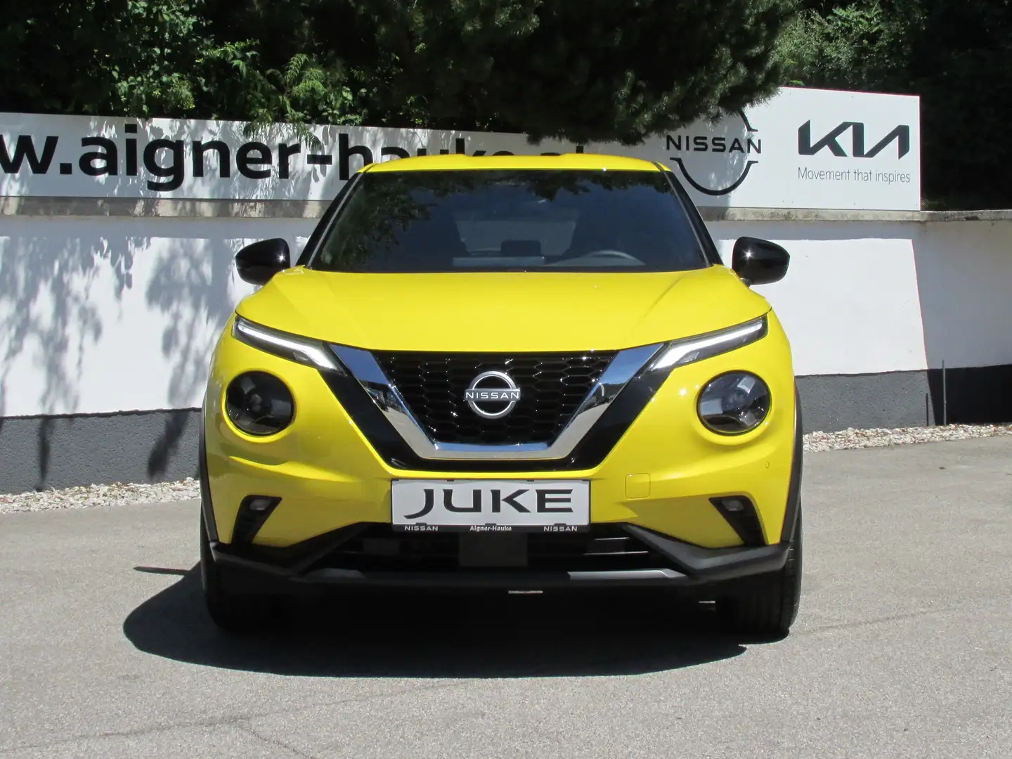 Nissan Juke 1,0 DIG-T N-Connecta Amarillo - 2