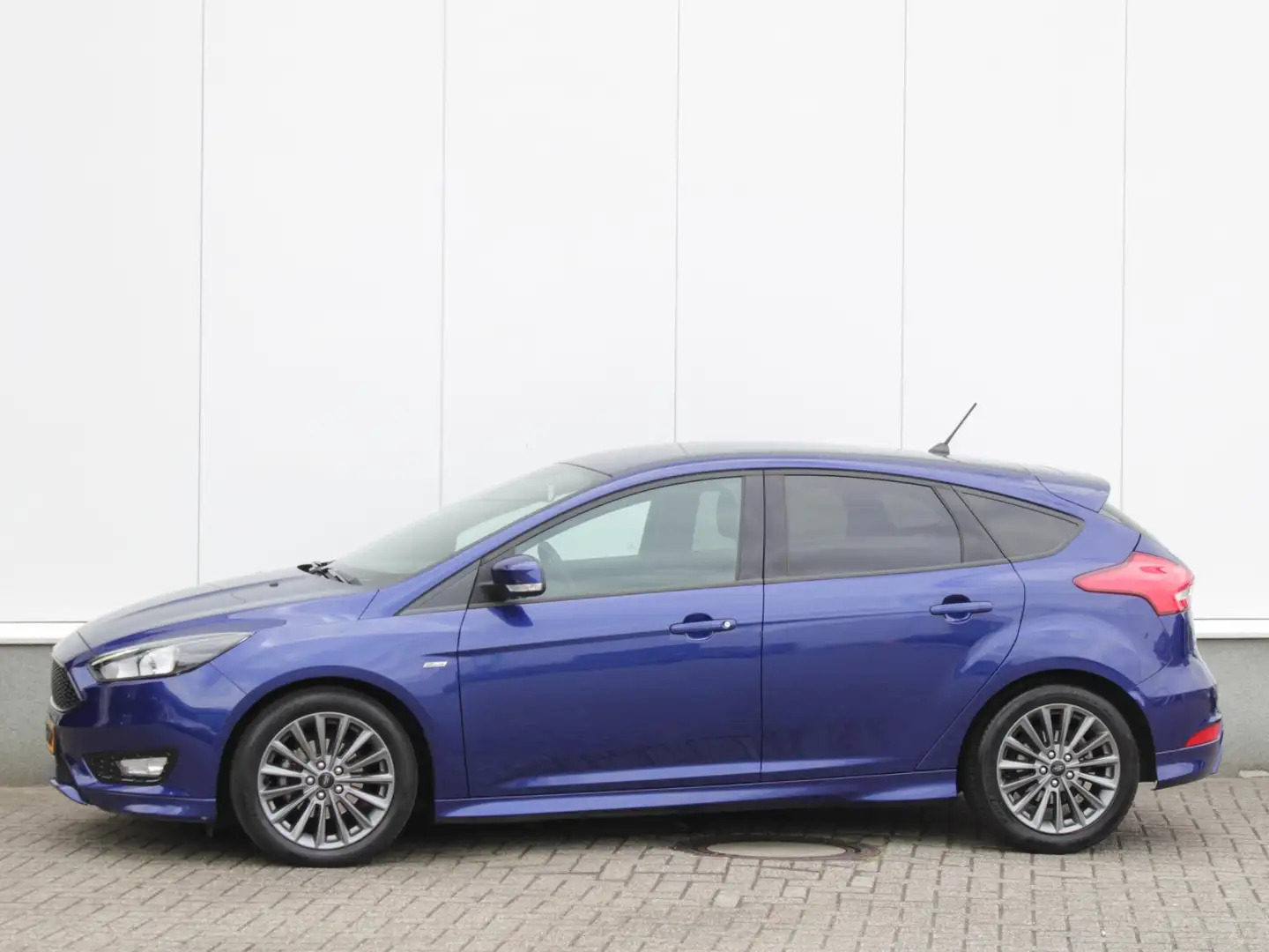Ford Focus 1.0 ST-Line | Navi | Cruise | Camera | Park sens | Blau - 2