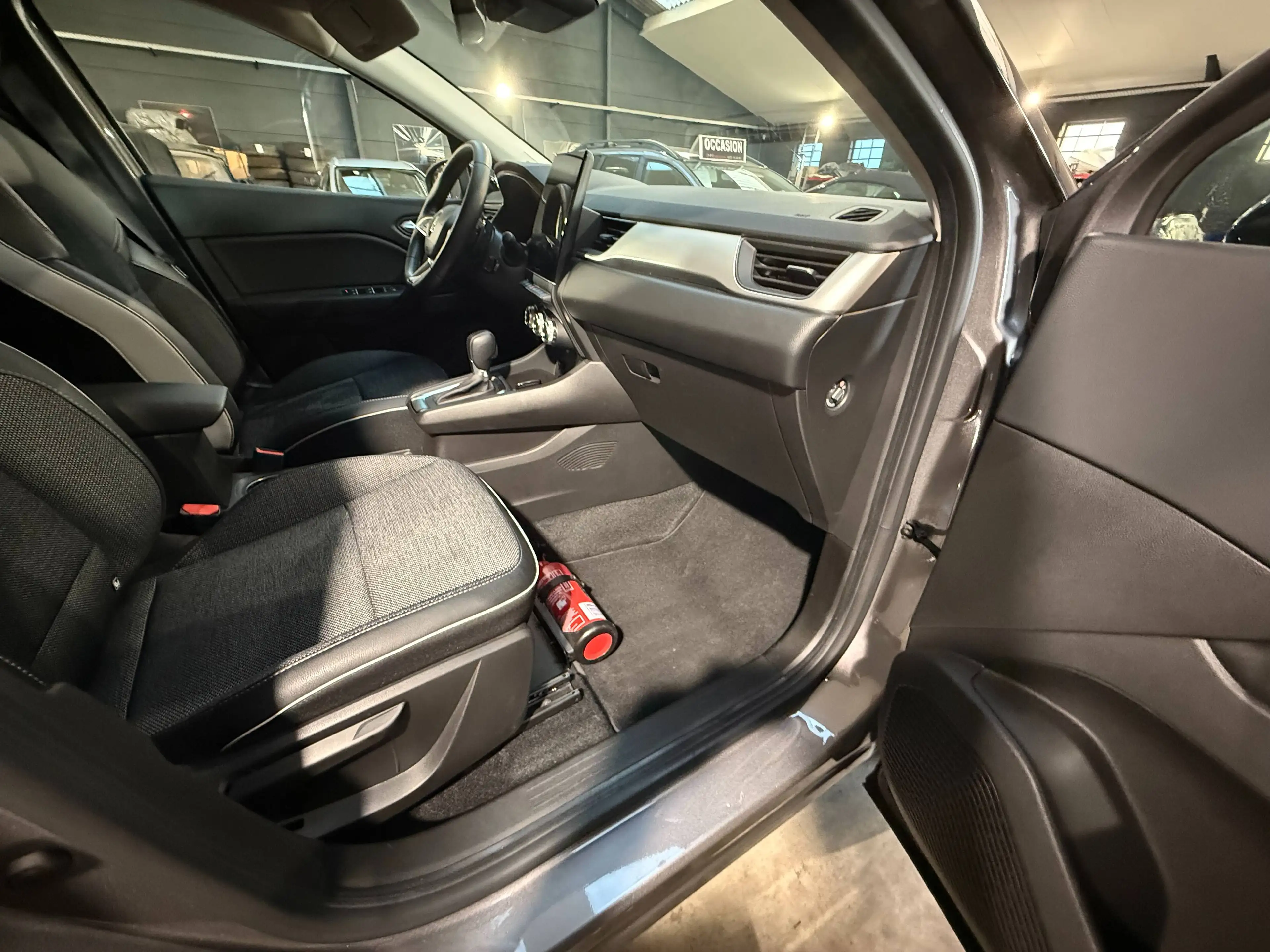 Renault Captur Captur 1.33 TCe MHEV Techno EDC GPF — photo 10