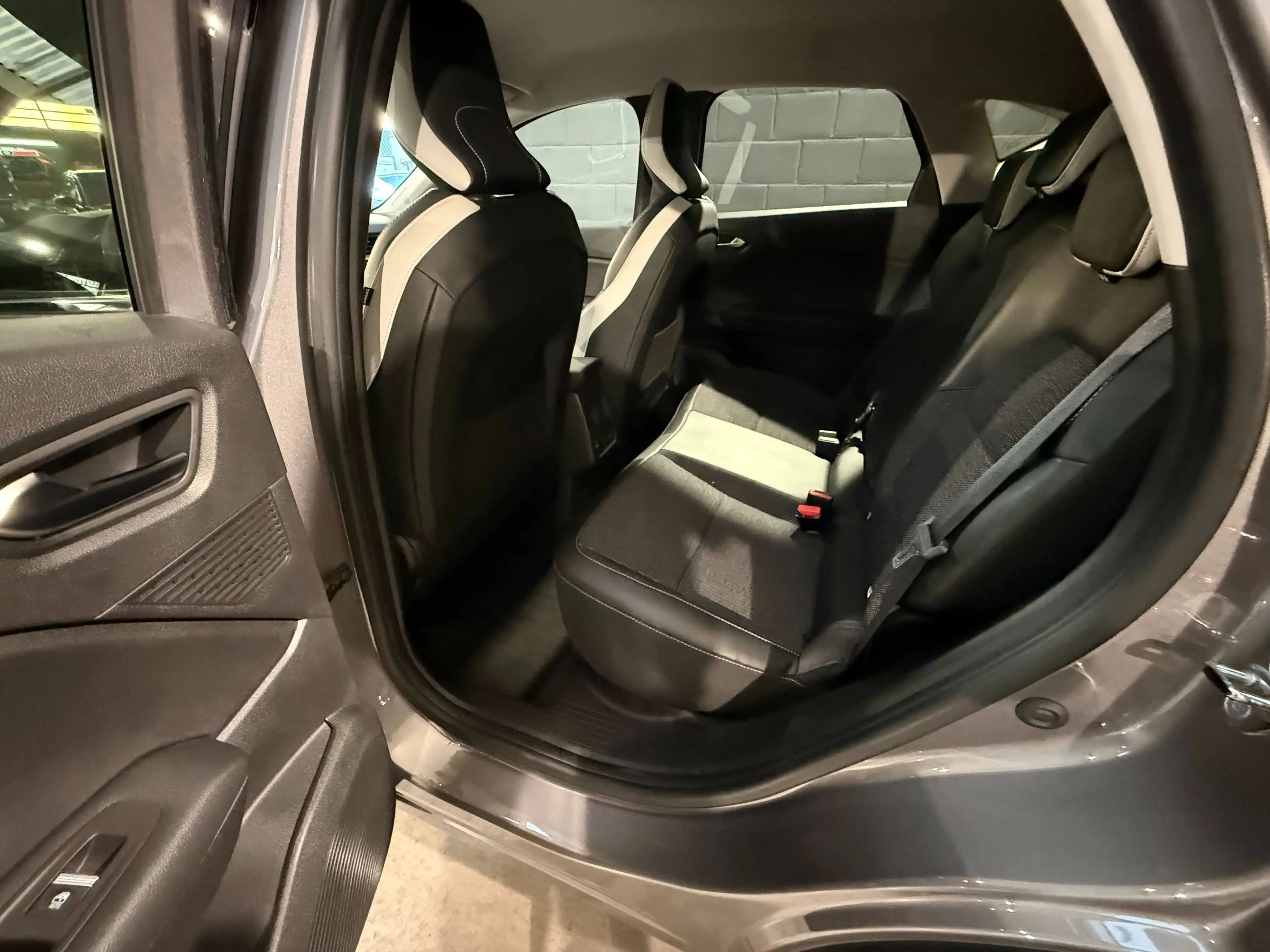 Renault Captur Captur 1.33 TCe MHEV Techno EDC GPF — photo 14