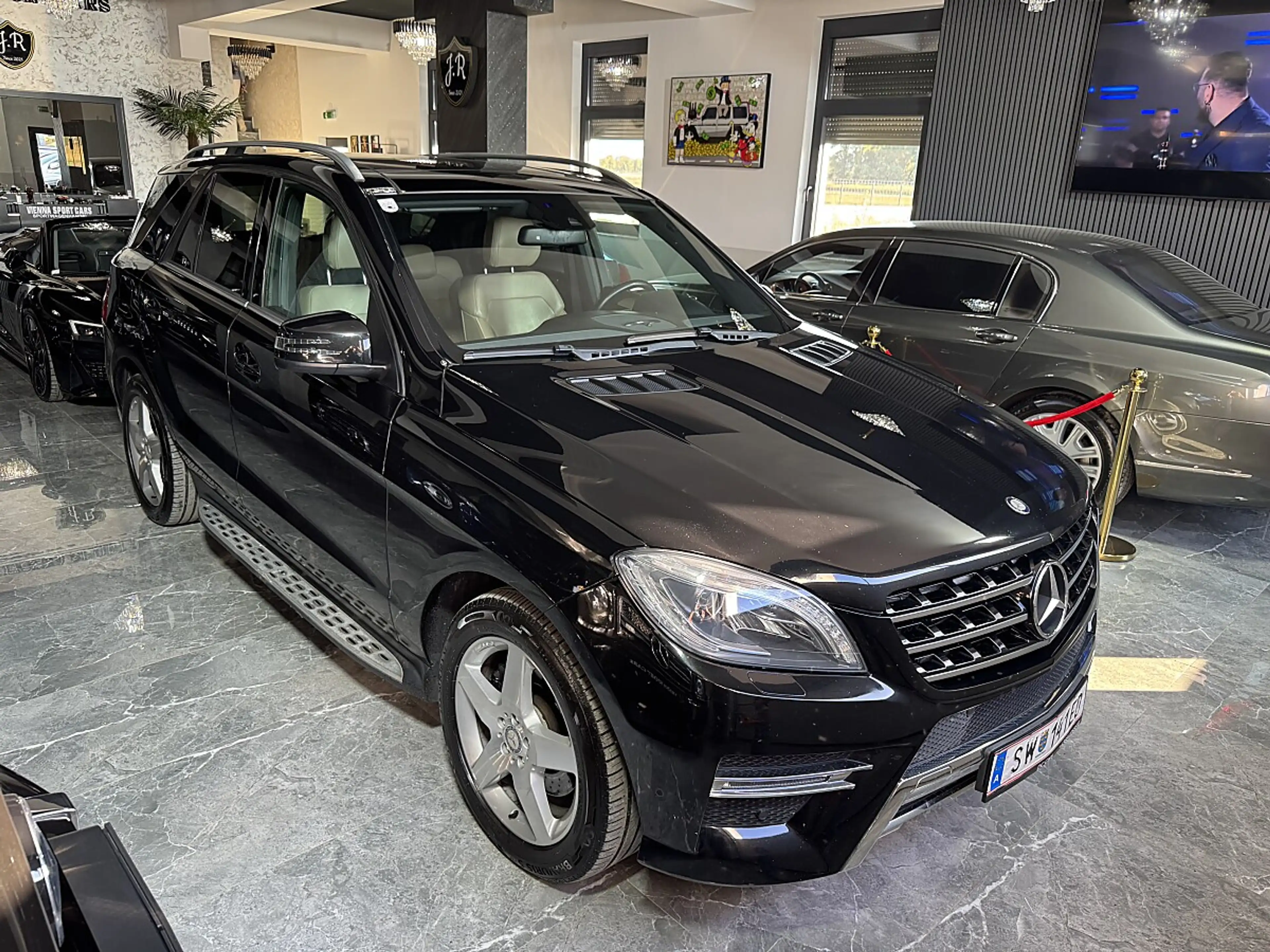Mercedes-Benz ML 350 BlueTEC 4MATIC Aut.*AMG-PAKET* — photo 2