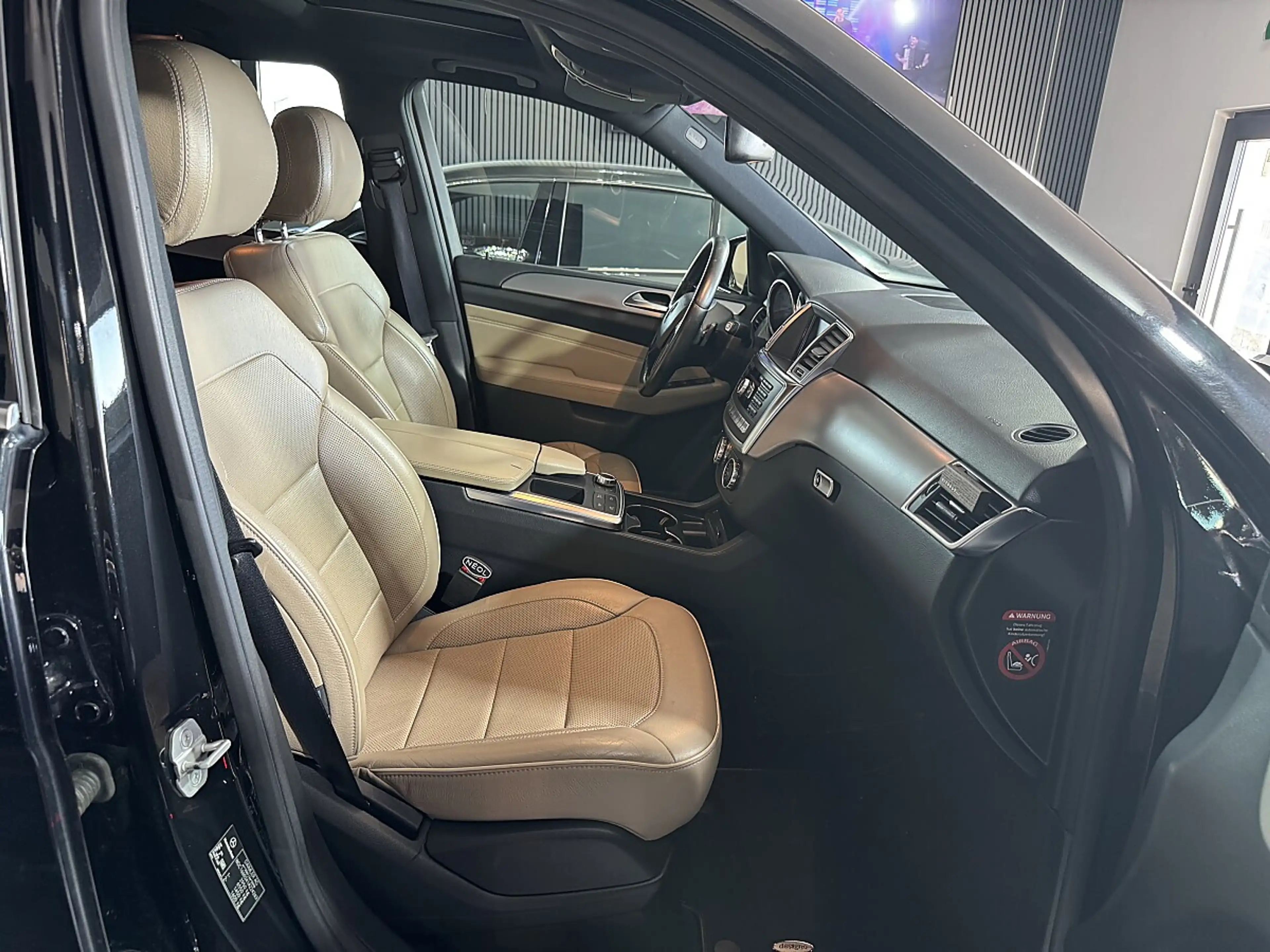 Mercedes-Benz ML 350 BlueTEC 4MATIC Aut.*AMG-PAKET* — photo 8