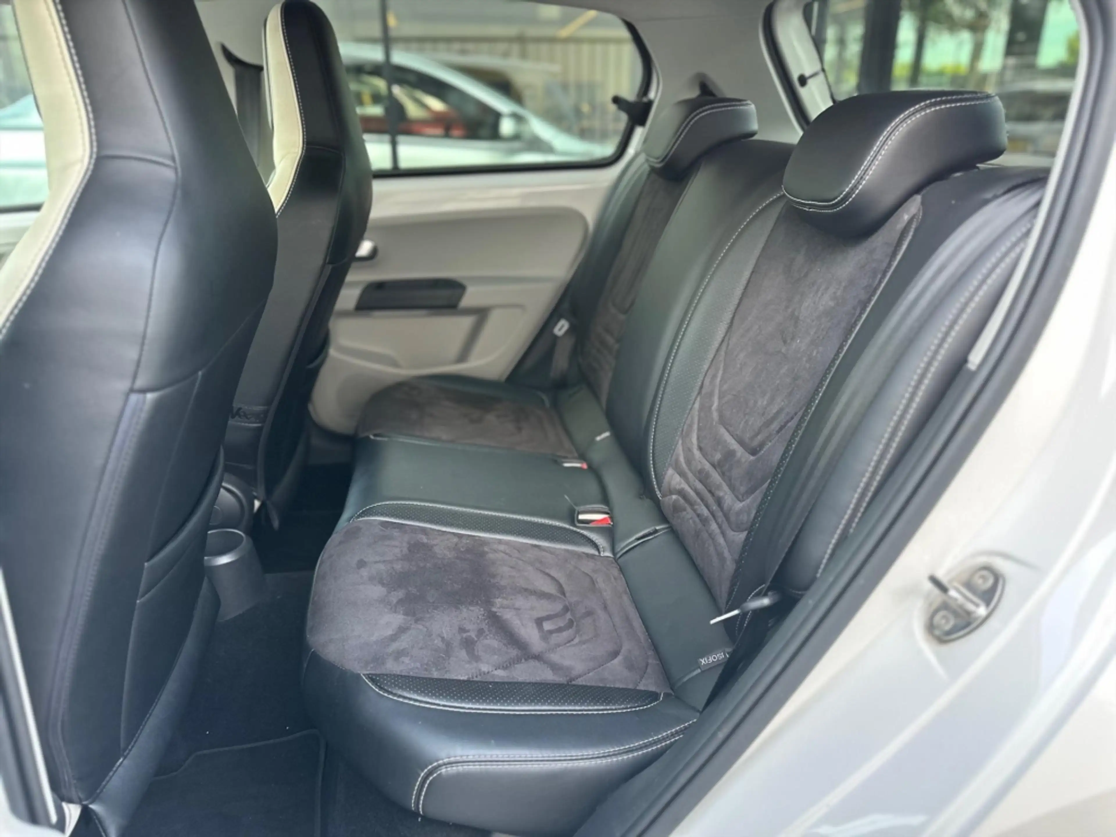 SEAT Mii 1.0 60pk Ecomotive 5D Style — photo 4