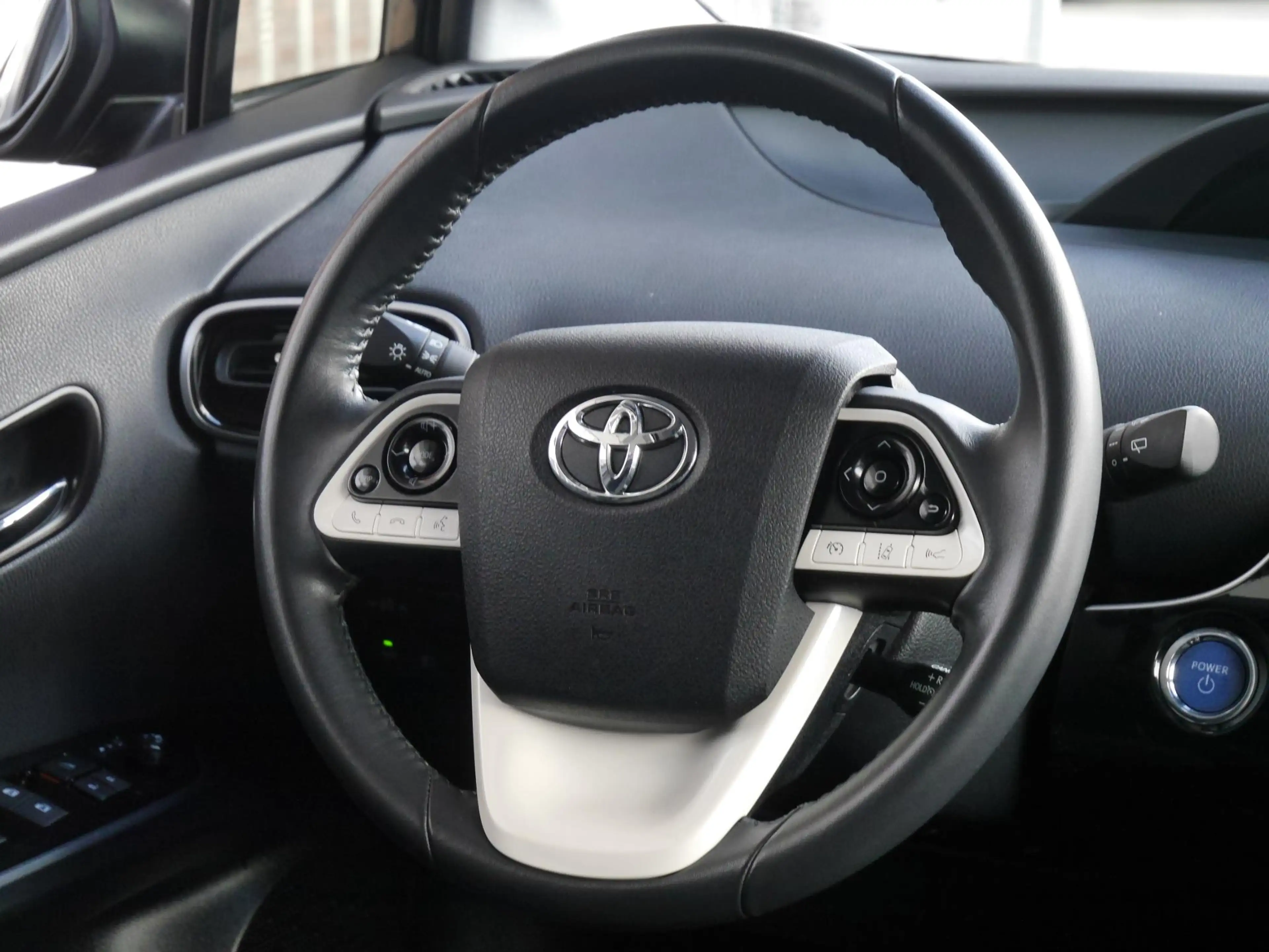 Toyota Prius 1.8 First Edition | Automaat| Head up display | St — photo 14