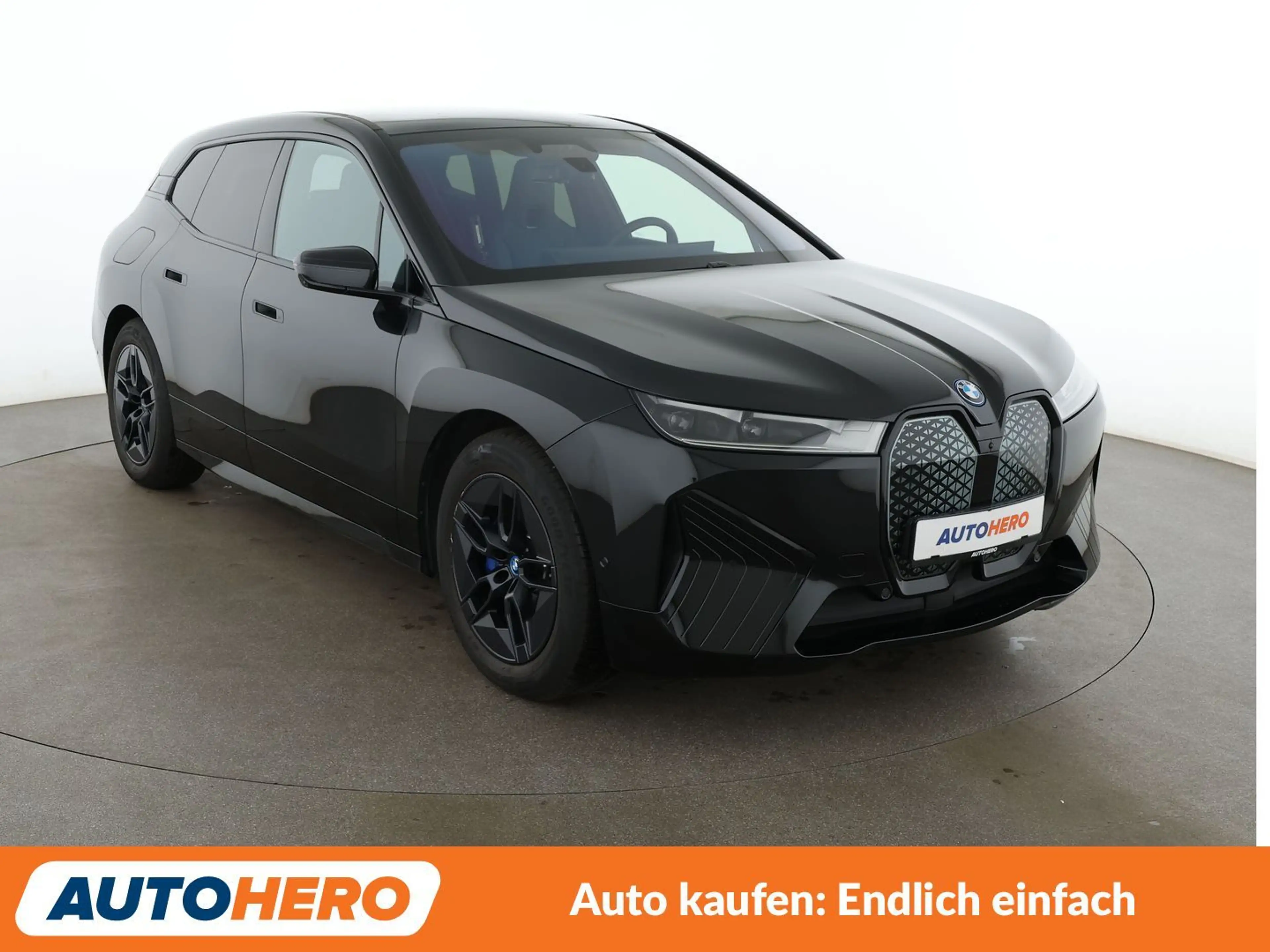 BMW iX iX 40 xDrive *NAV*HUD*ACC*360CAM*PDC*SHZ*ALU*KLIMA — photo 8