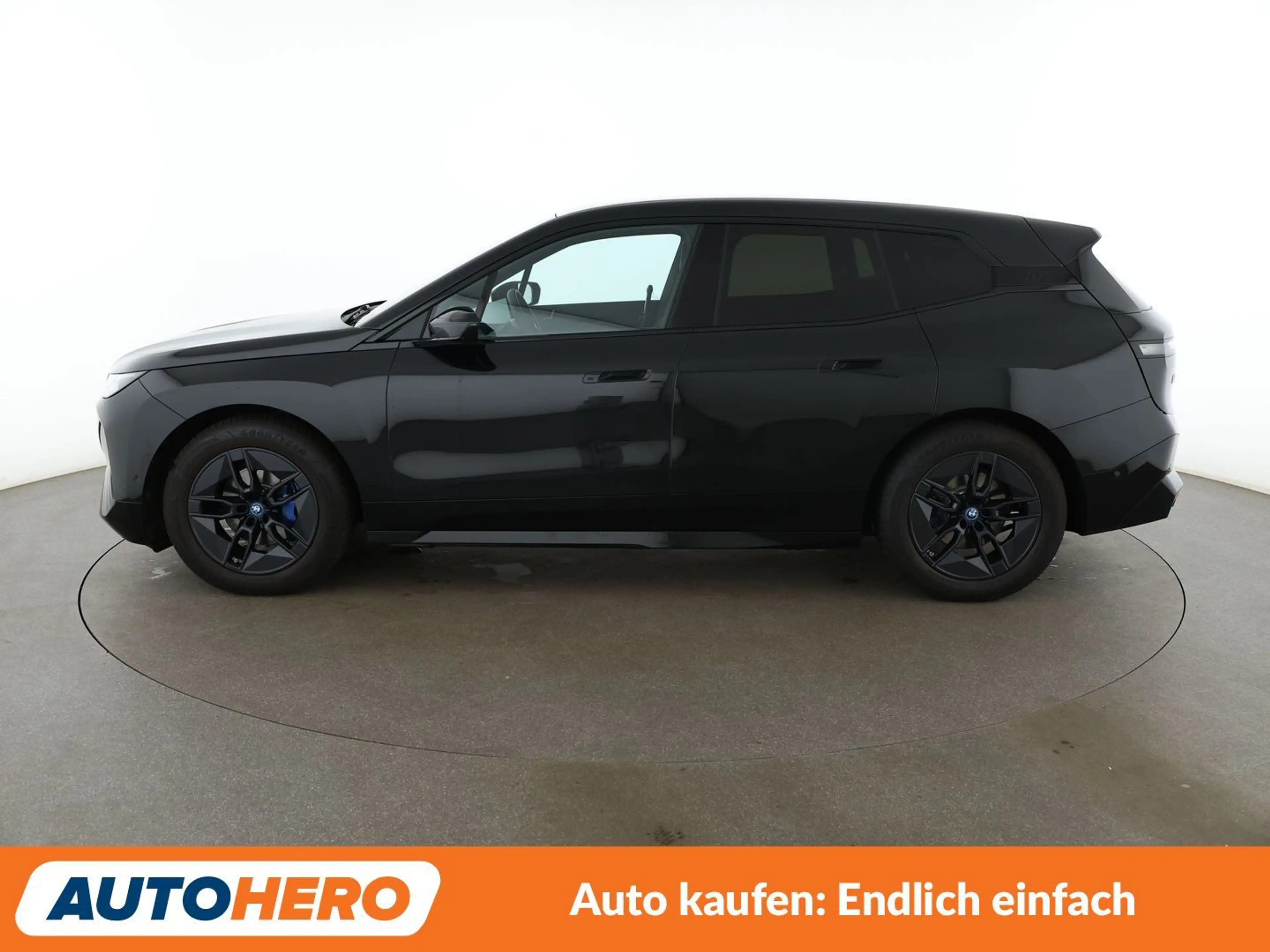 BMW iX iX 40 xDrive *NAV*HUD*ACC*360CAM*PDC*SHZ*ALU*KLIMA — photo 3
