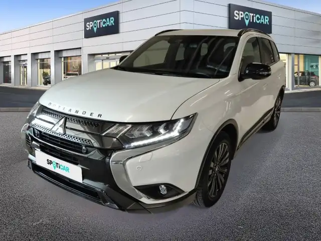 Mitsubishi Outlander 3 2.0 2WD 5S CVT Blackline