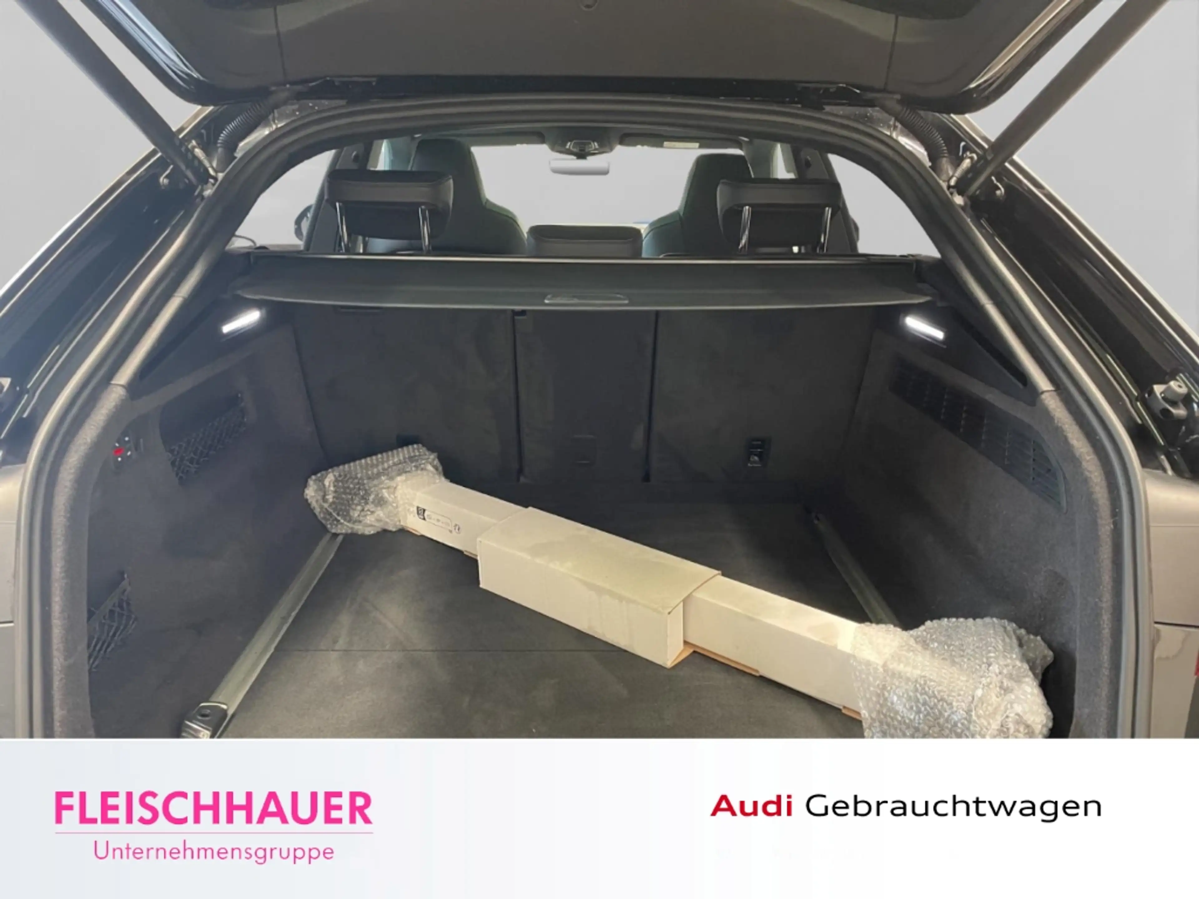 Audi RS Q8 4.0 TFSI qu. StHZG+Leder+LED+B&O++AHK+Pano+ACC — photo 7