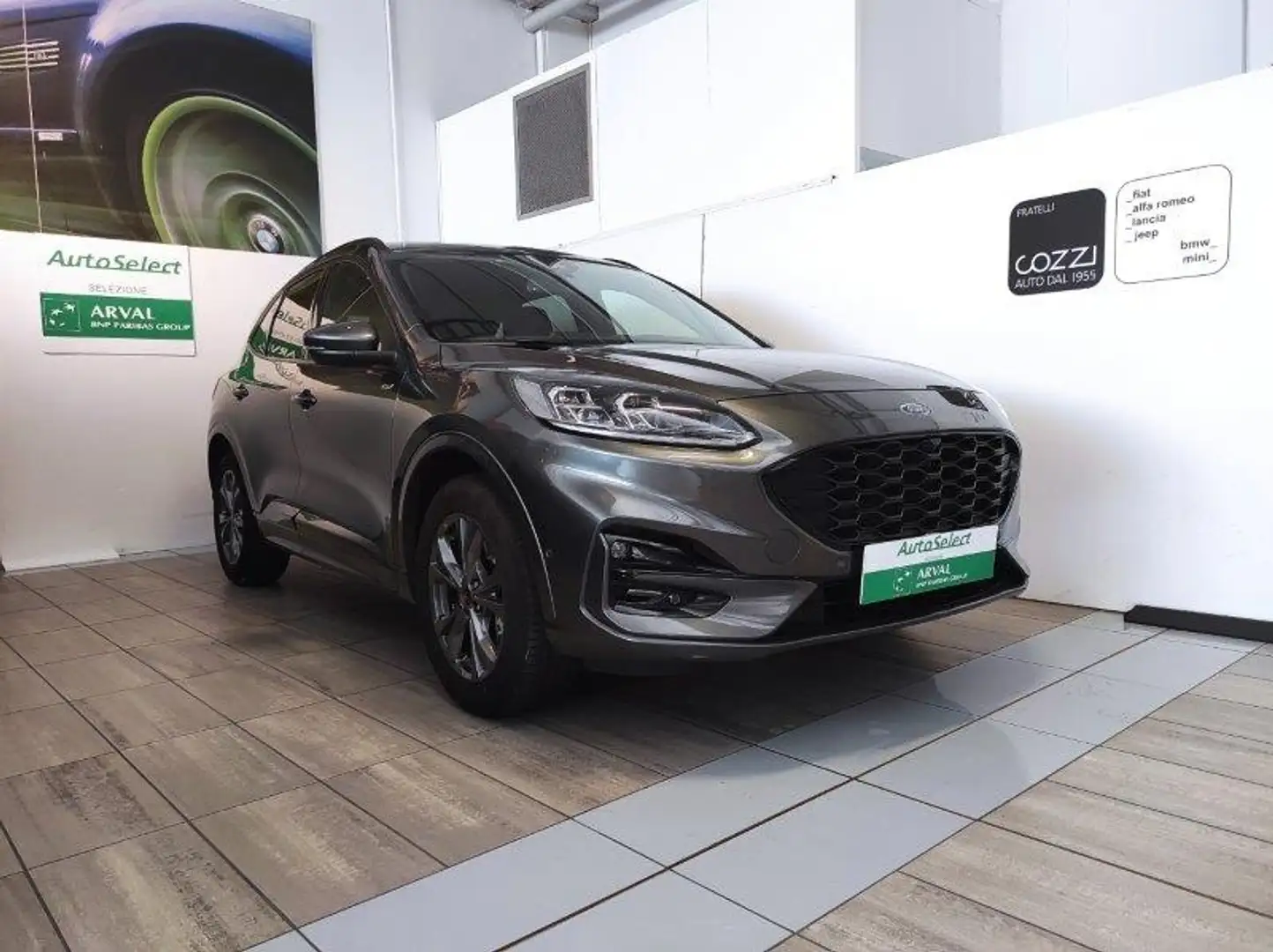 Ford Kuga 3ª serie - Kuga 2.5 Plug In Hybrid 225 CV CVT 2WD Grijs - 1