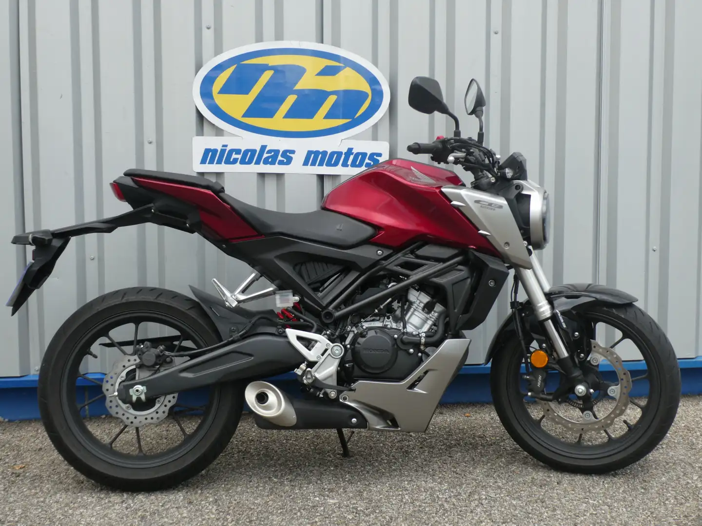 Honda CB 125 Rouge - 1