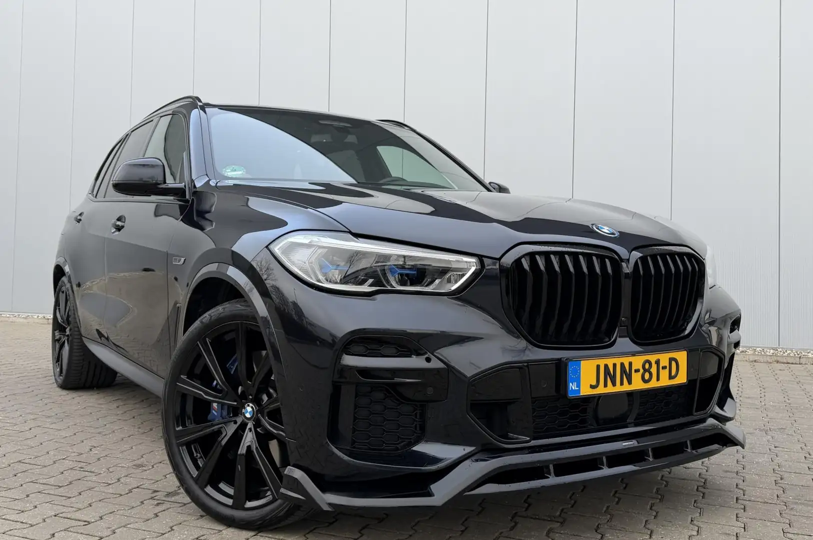 BMW X5 45e Xdrive M-Sport | Laser | Pano | 4wielbesturing Schwarz - 1
