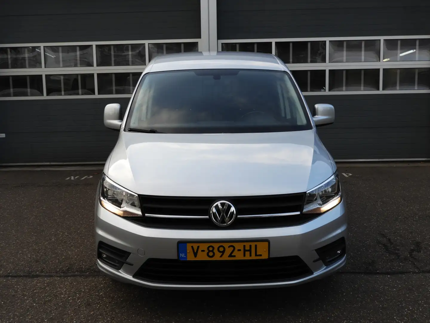 Volkswagen Caddy 2.0 TDI L1H1 BMT Highline NAV | CARPLAY | DAB Silber - 2