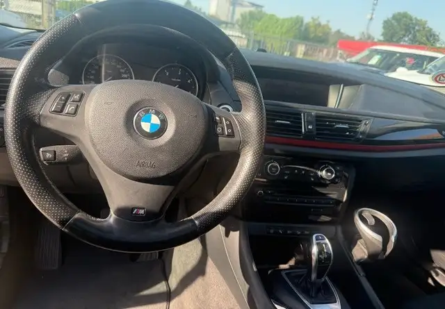 BMW X1 view 5