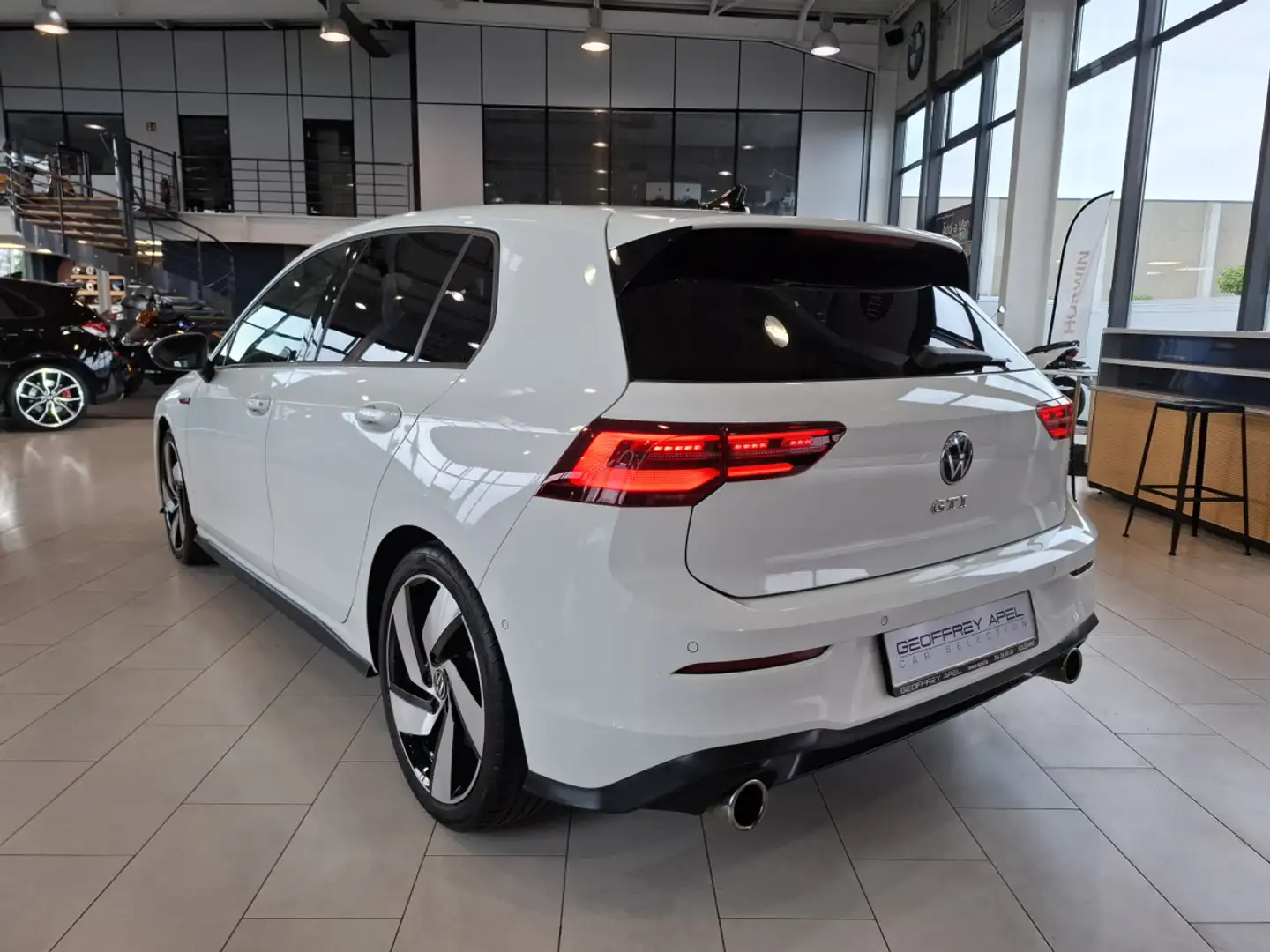 Volkswagen Golf GTI VIII 2.0 DSG 245 IQ. LIGHT,Camera,Led, Blanco - 2
