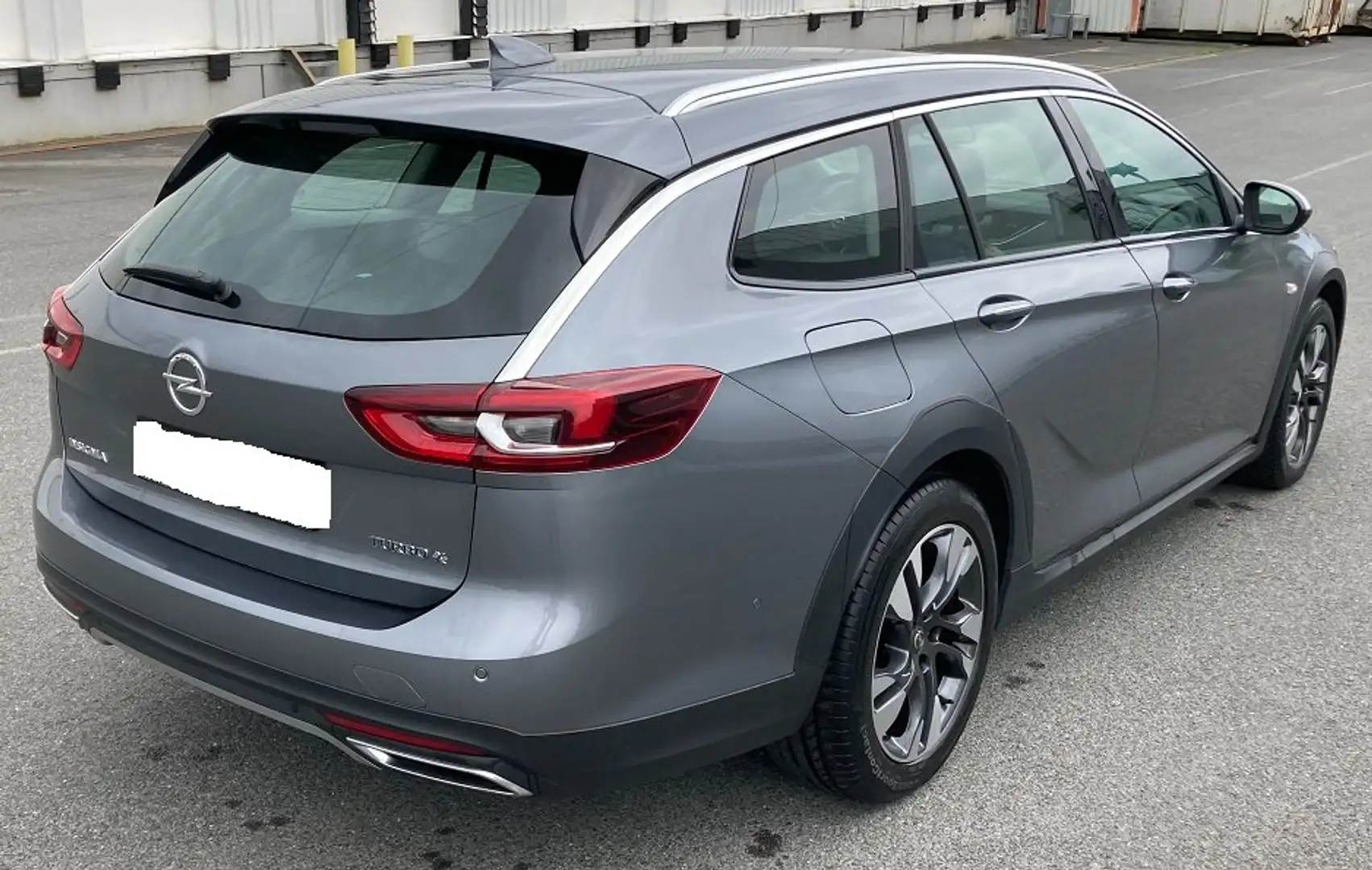 Opel Insignia Insignia Country T. 2.0 DI Turbo 4x4 Aut.*HEAD-UP+ Gris - 2