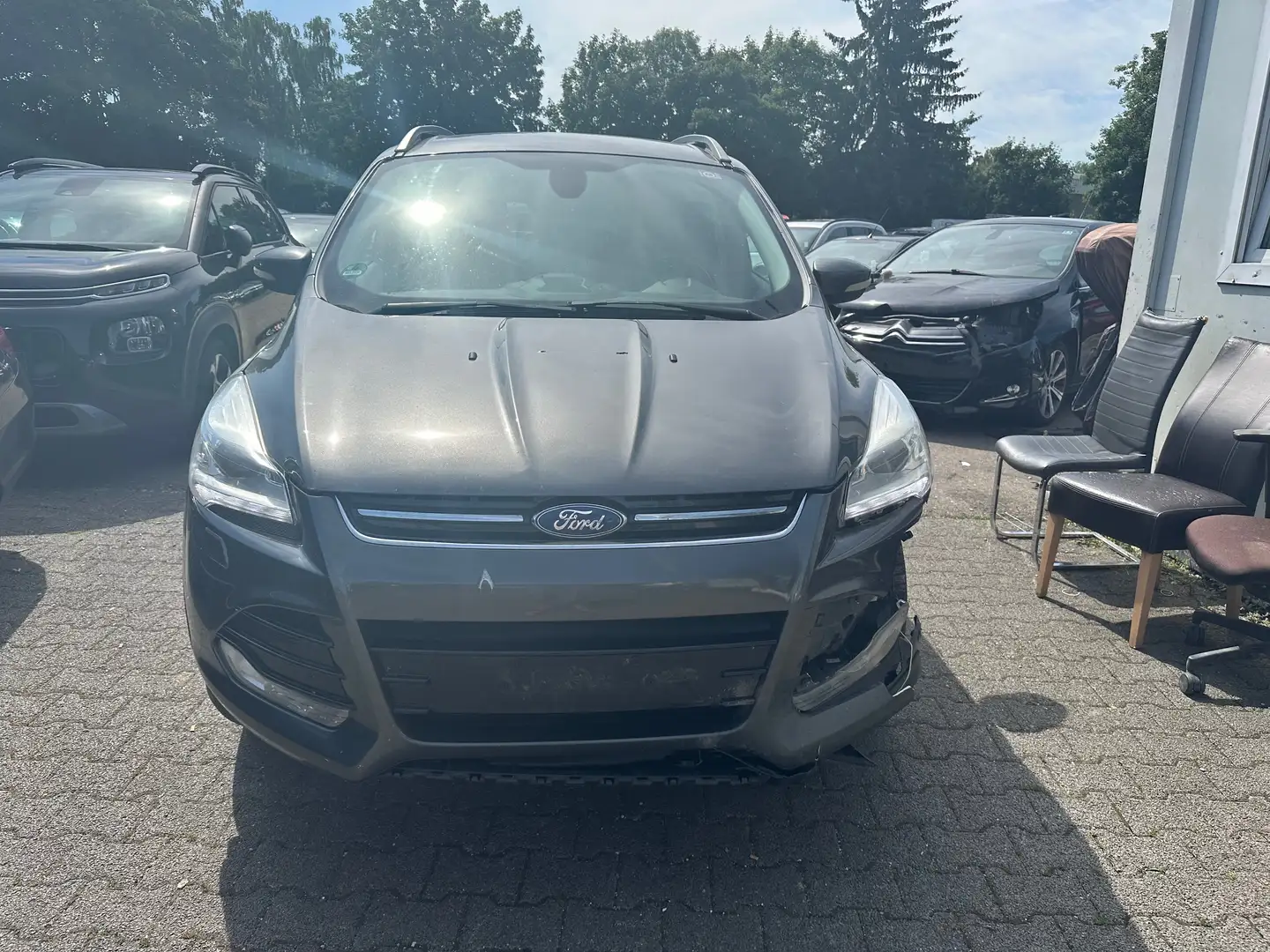 Ford Kuga 2.0 TDCi 4x4 Aut. Titanium Grau - 1