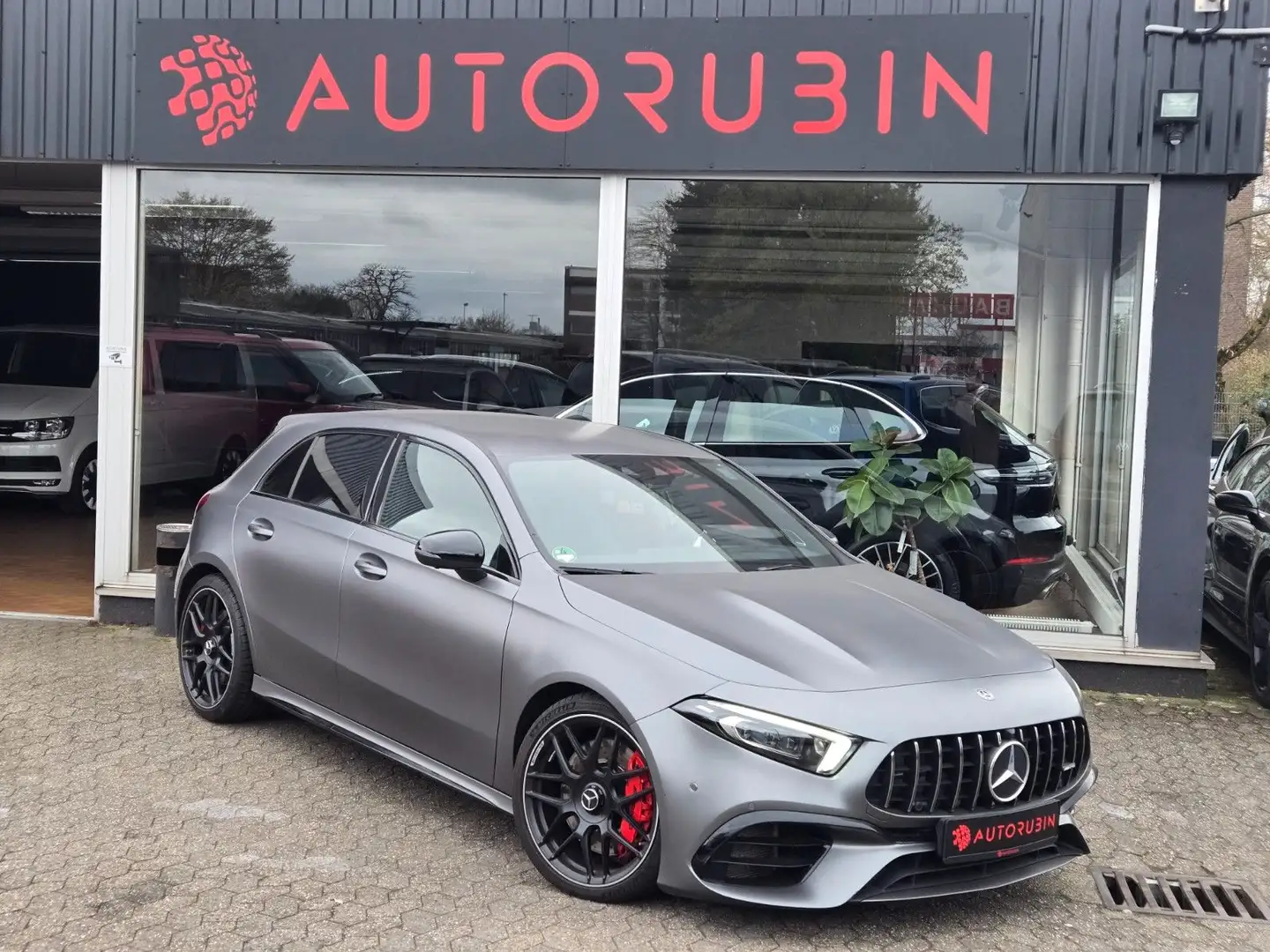 Mercedes-Benz A 45 AMG A 45 S AMG 4Matic HUD/360GRAD/1.HAND/MAGNO/ Šedá - 2