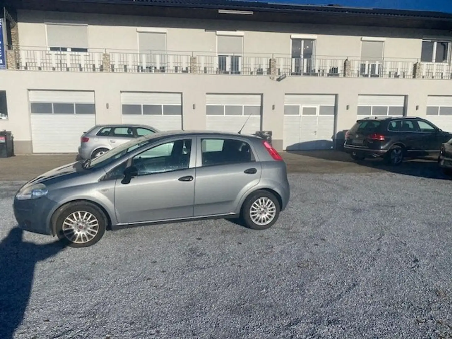 Fiat Punto GRANDE PUNTO KLIMA PICKERL "2-2026 Grau - 2