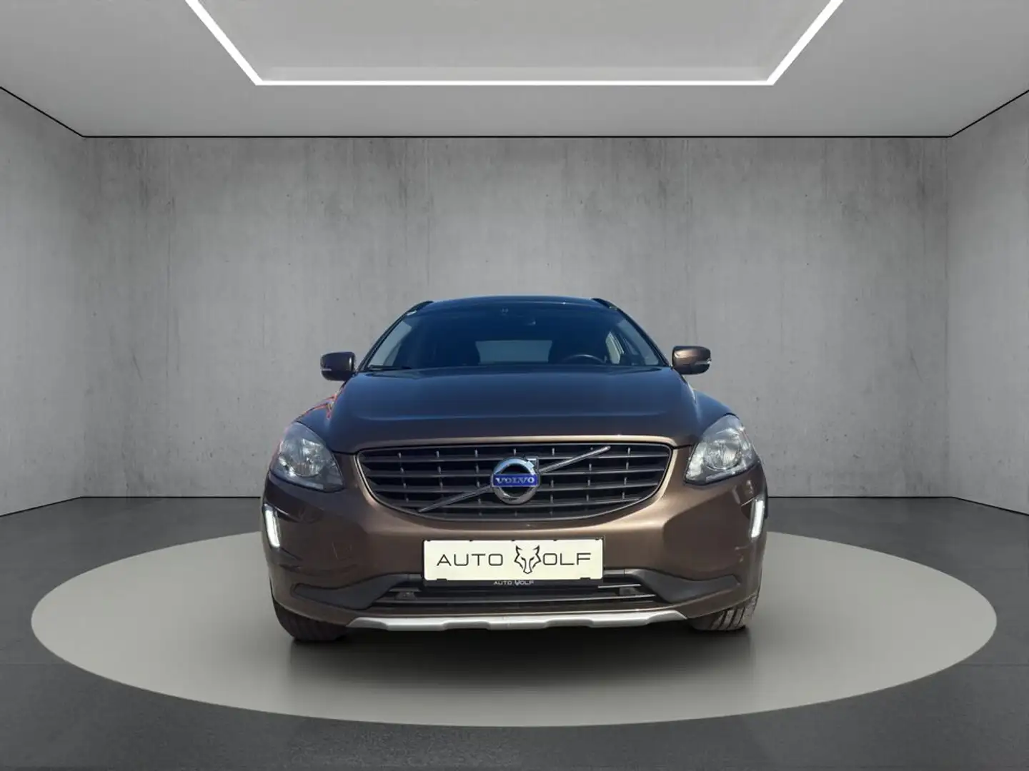 Volvo XC60 Business AWD Kinetic AWD*GEARTRONIC*TEMPOMAT* Brun - 2