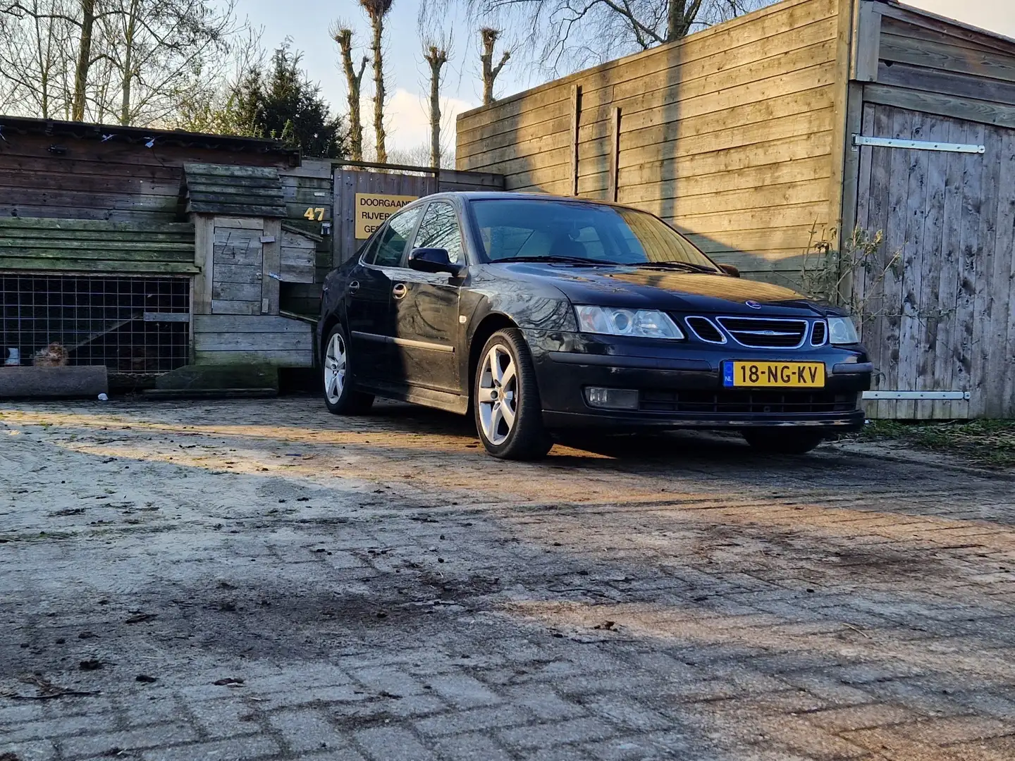 Saab 9-3 1.8t Optic Zwart - 1