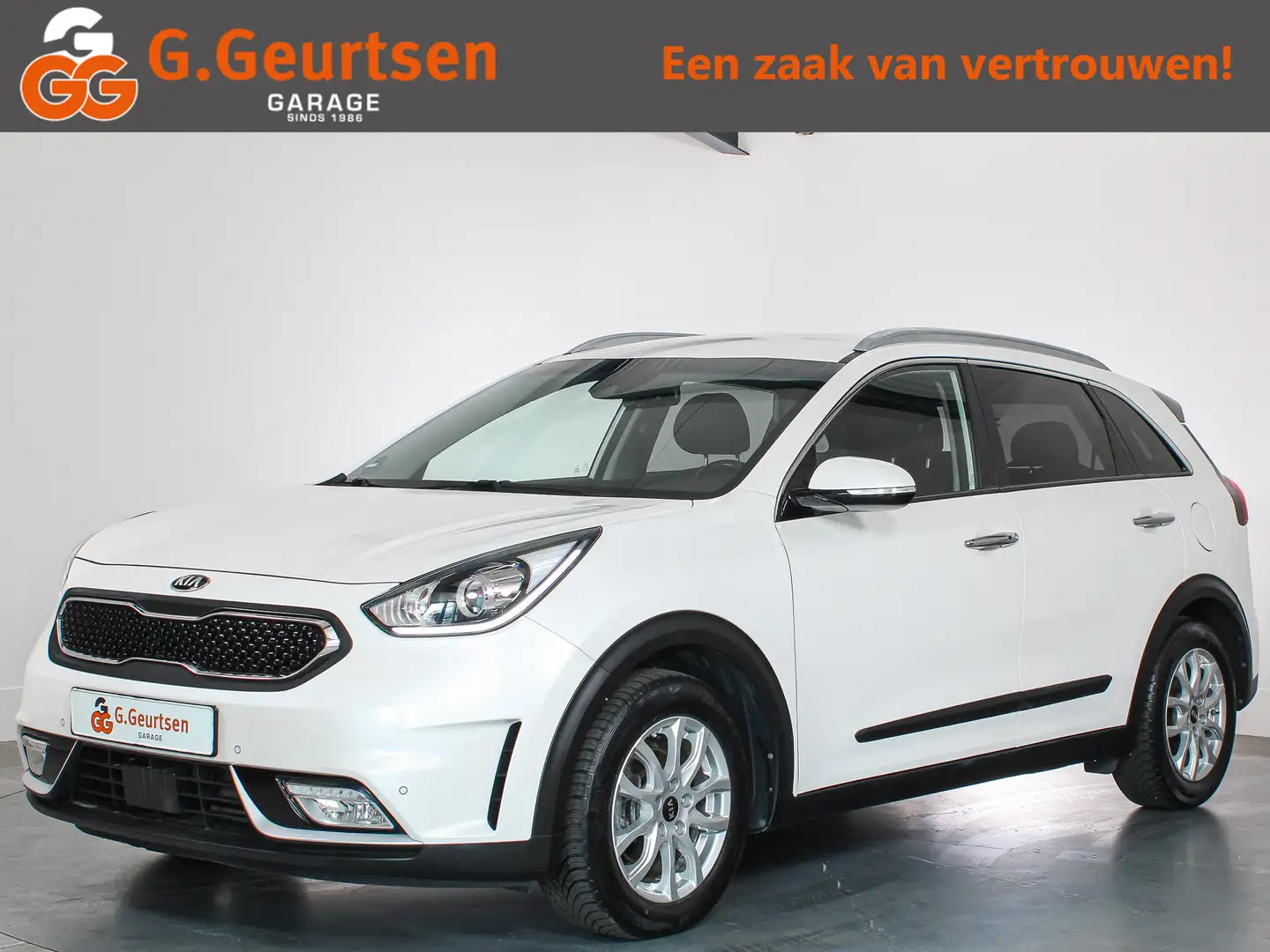 Kia Niro 1.6 GDi Hybrid ExecutiveLine Trekhaak, Stoelverwar Blanco - 1