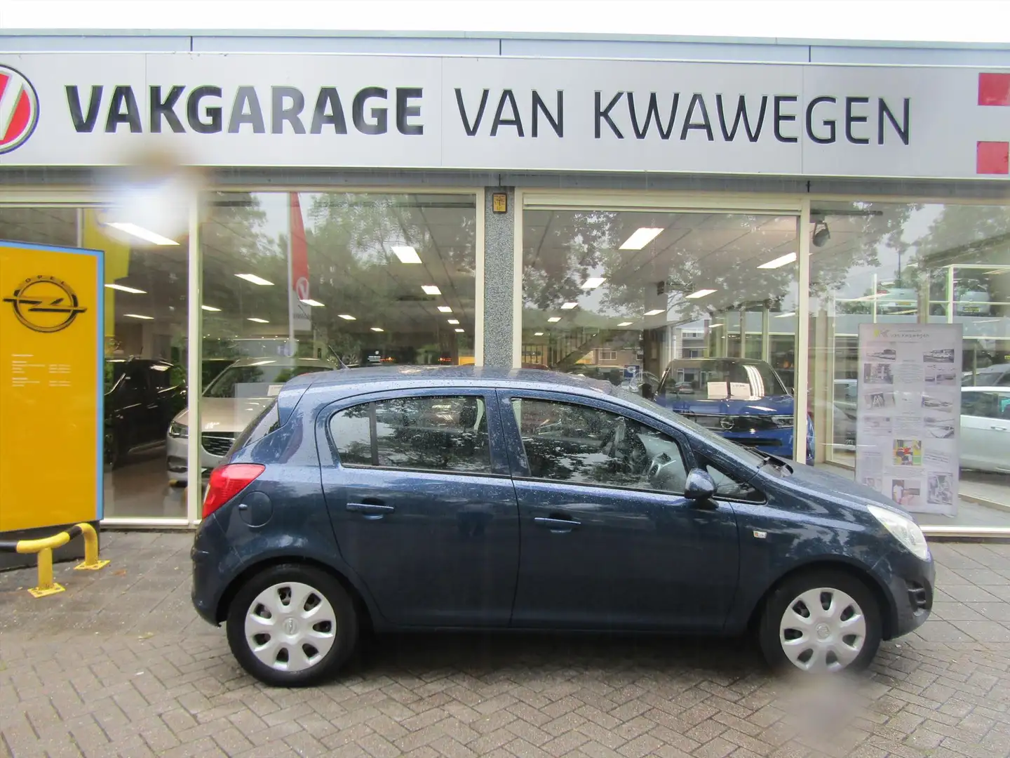 Opel Corsa 1.2 16V 5DRS EDITION AIRCO CRUISE CONTR. Blauw - 1